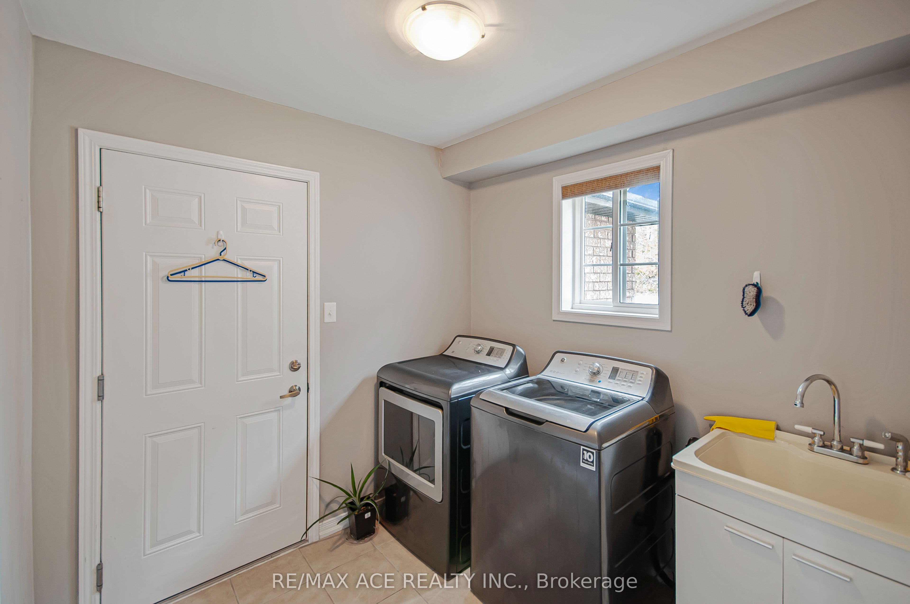 2166 Taggart Court Property Photo 26