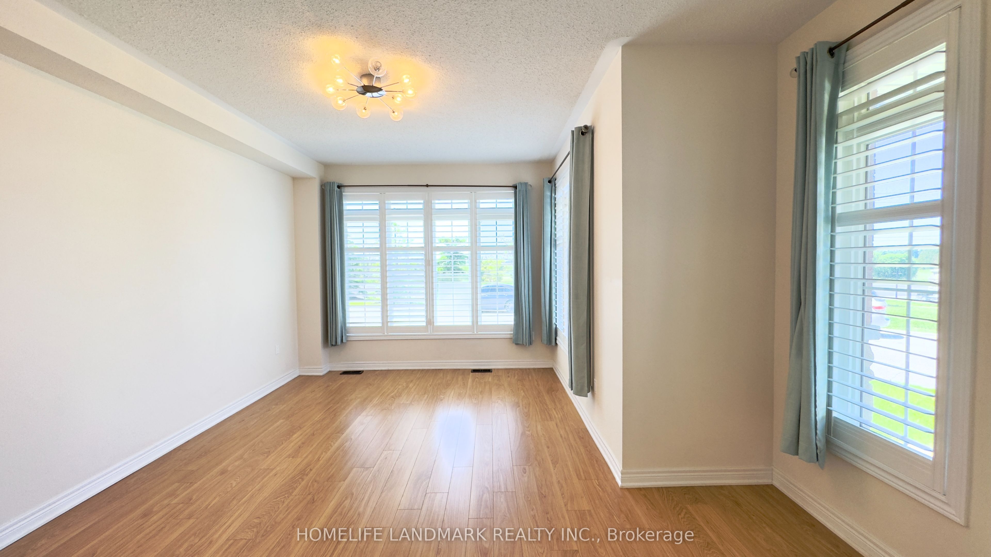 39 Pavlova Crescent Property Photo 6