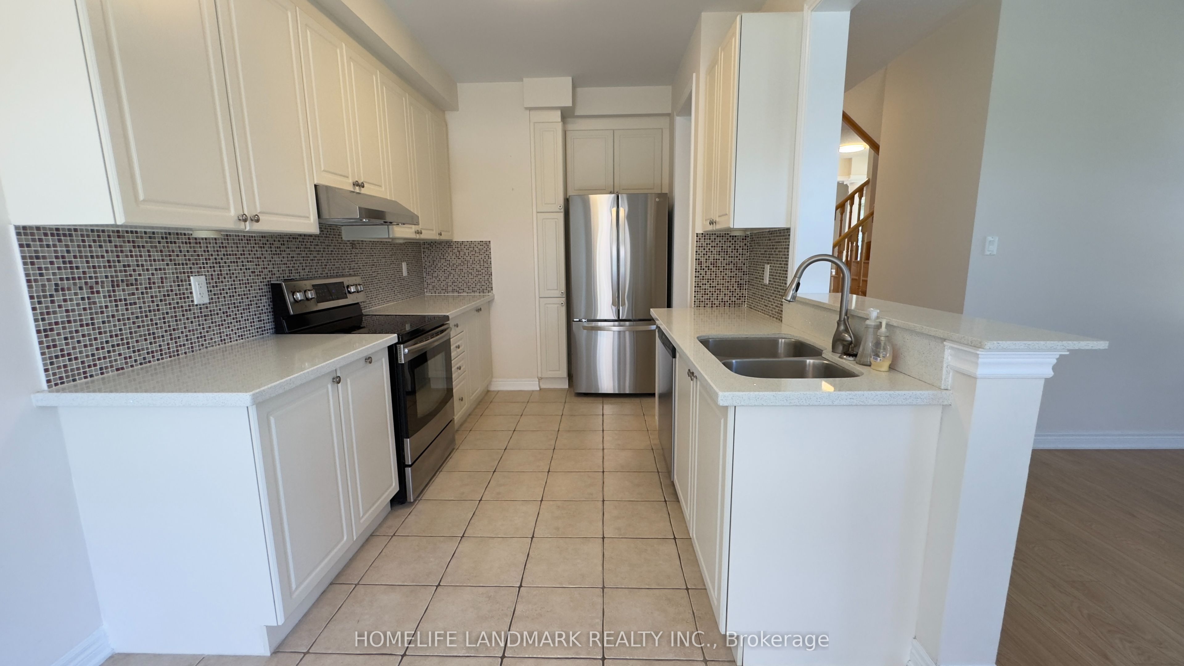 39 Pavlova Crescent Property Photo 8