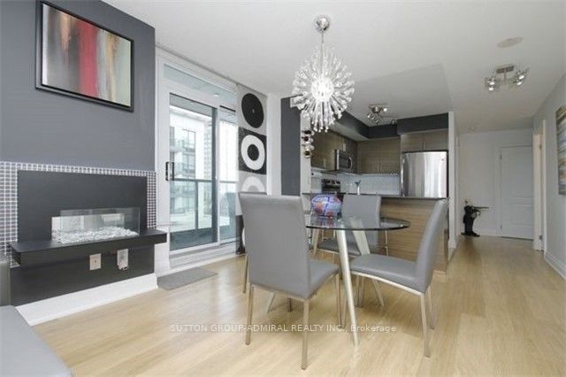 30 North Park Road 407 Property Photo 10