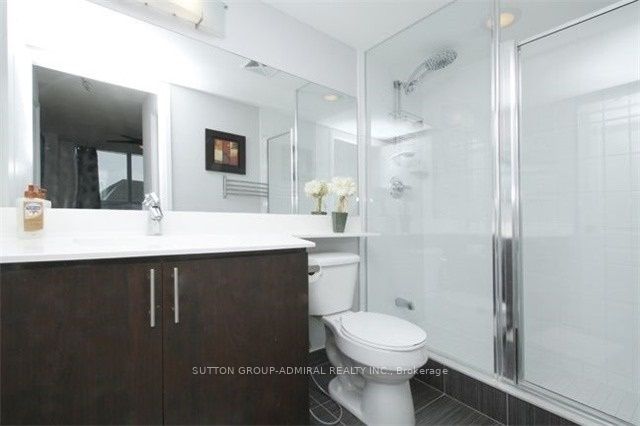 30 North Park Road 407 Property Photo 12