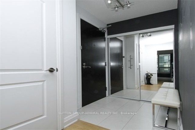 30 North Park Road 407 Property Photo 13