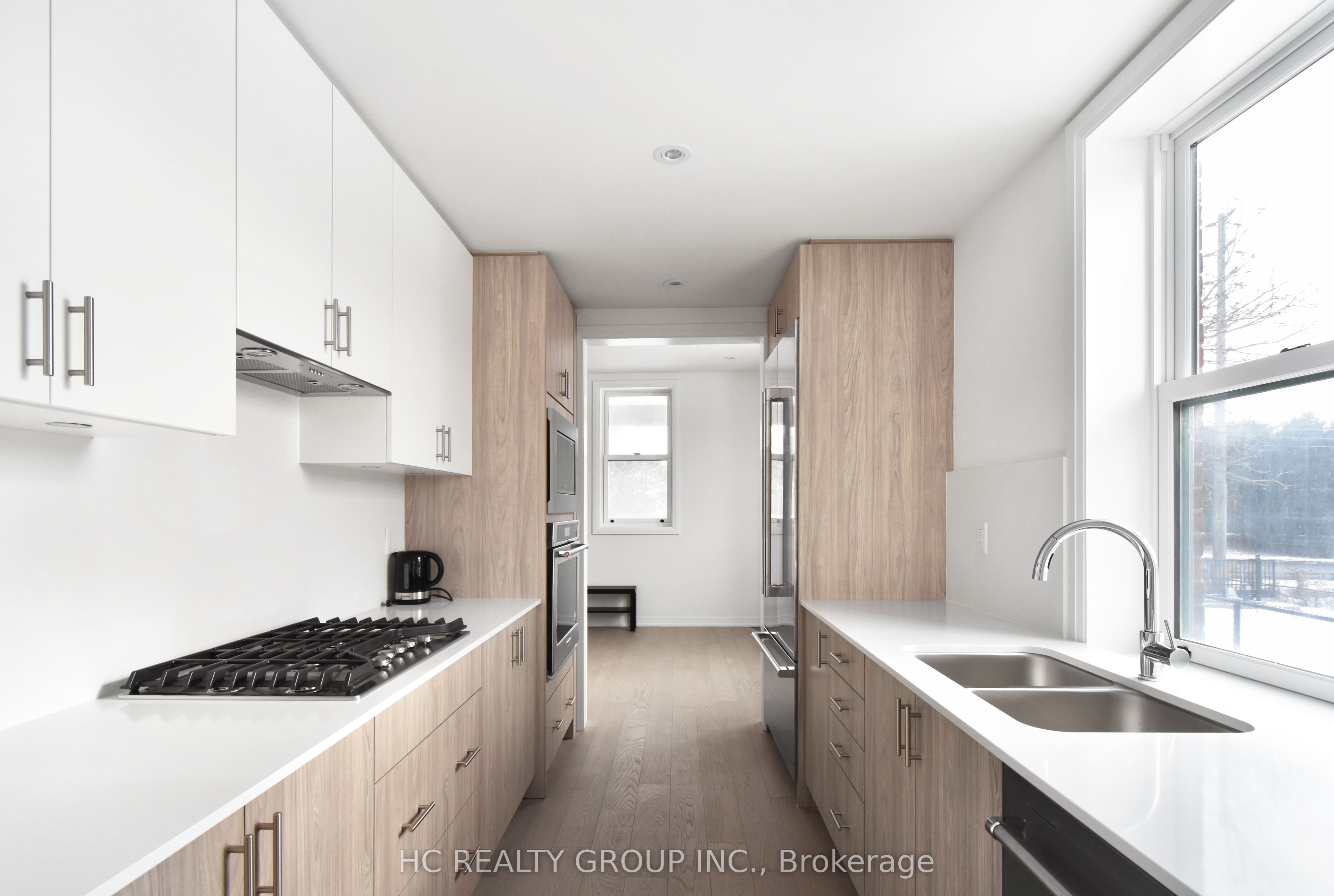 2 Yans Way Property Photo 4