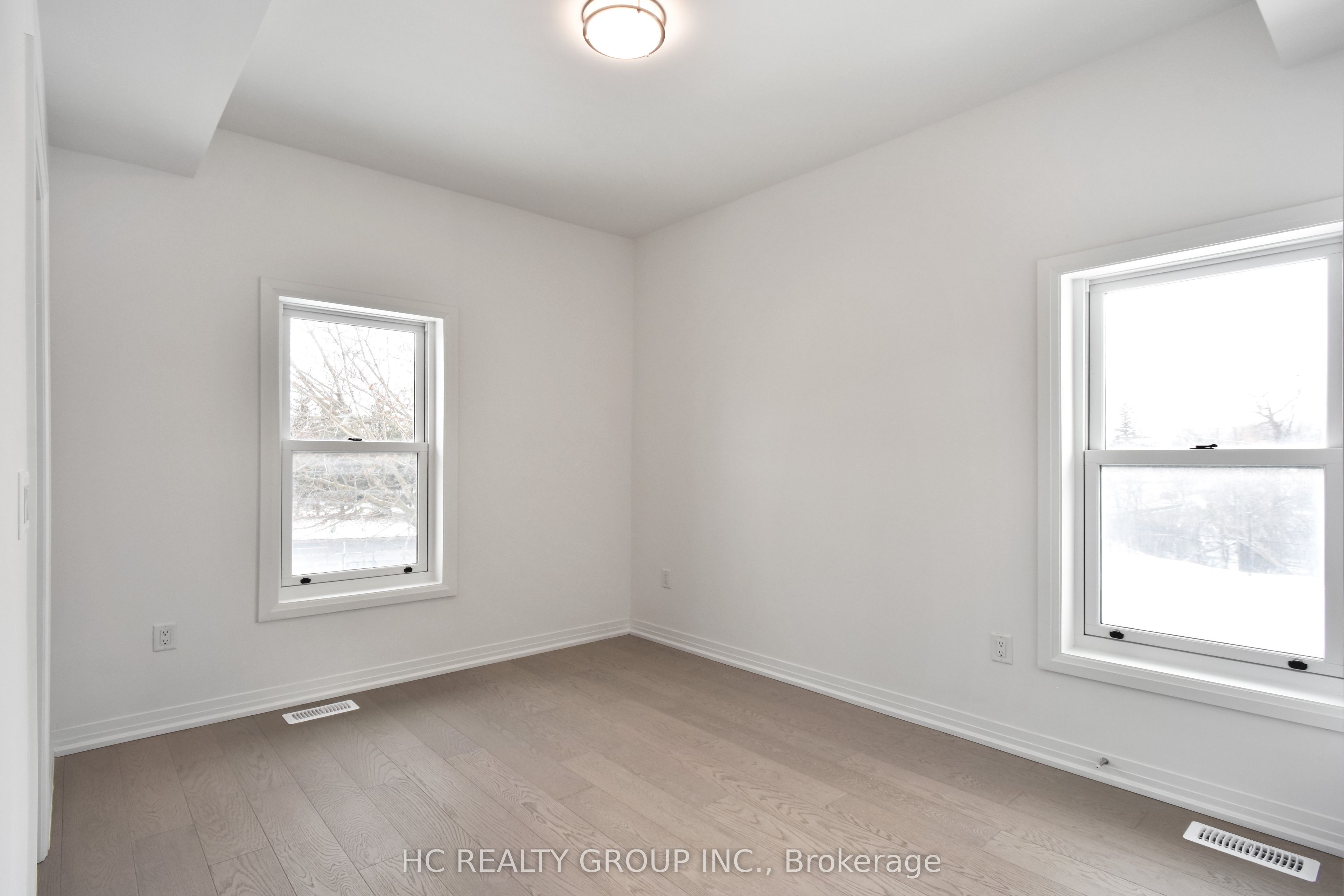 2 Yans Way Property Photo 9