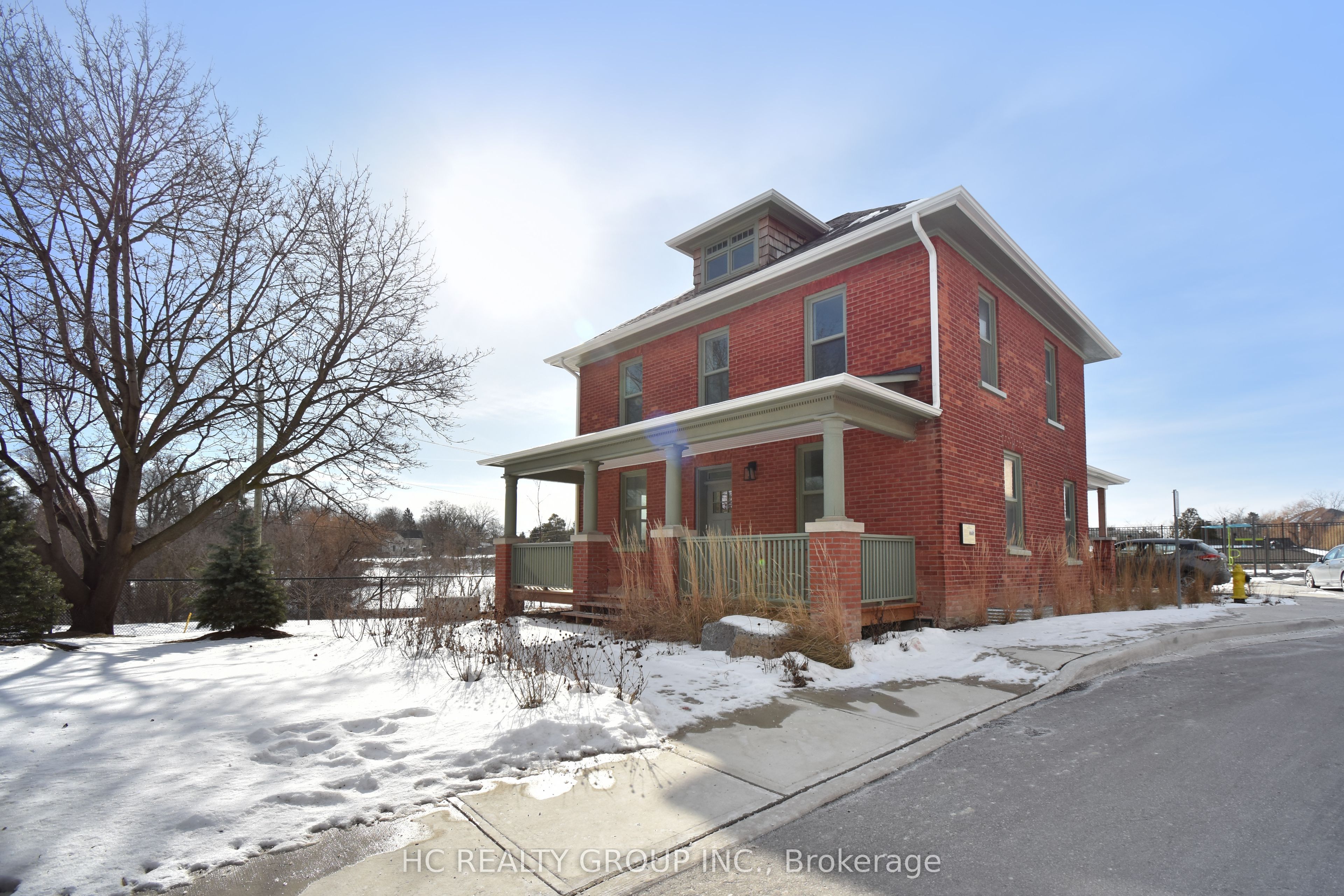 2 Yans Way Property Photo 11