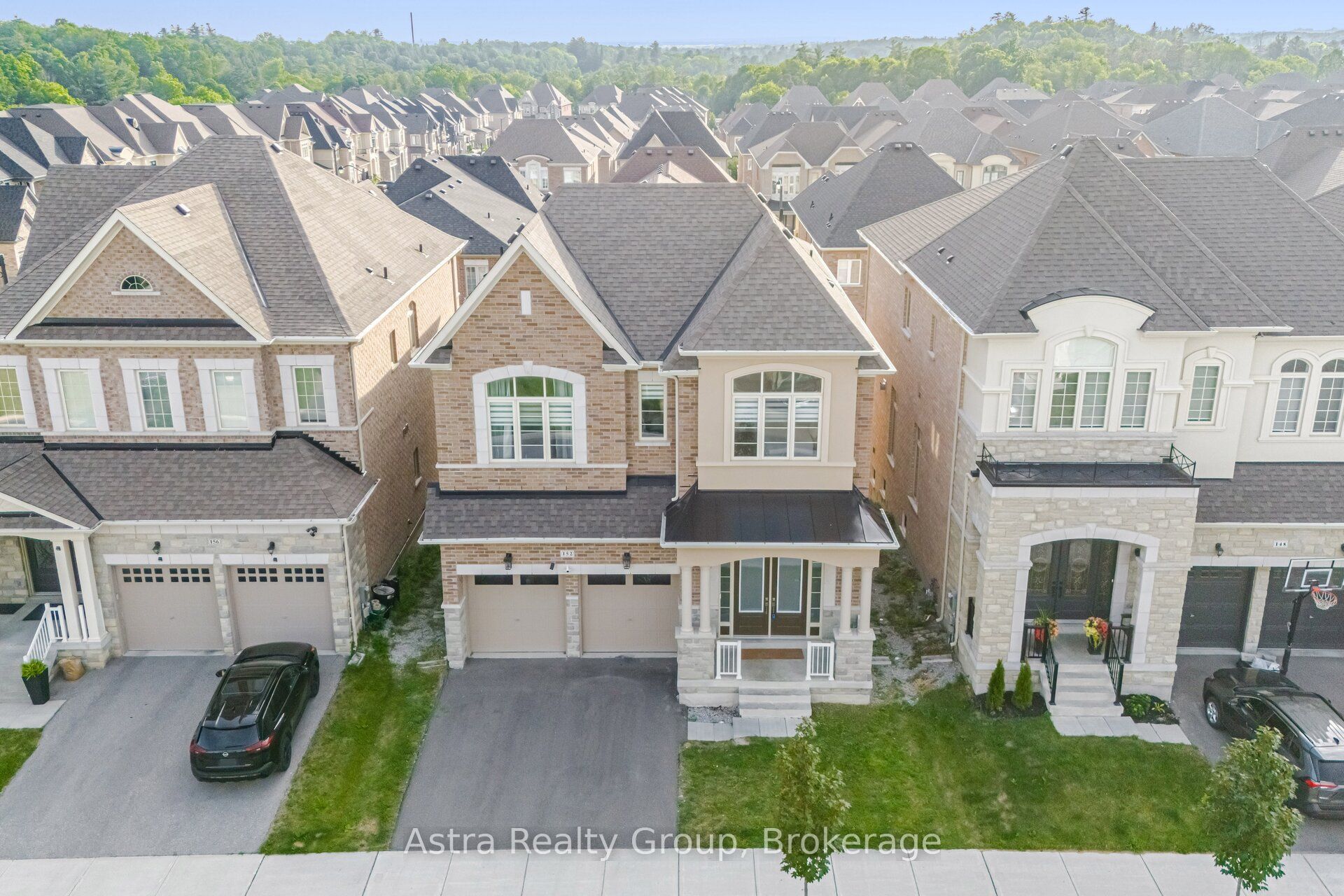 152 Stormont Trail Property Photo 4