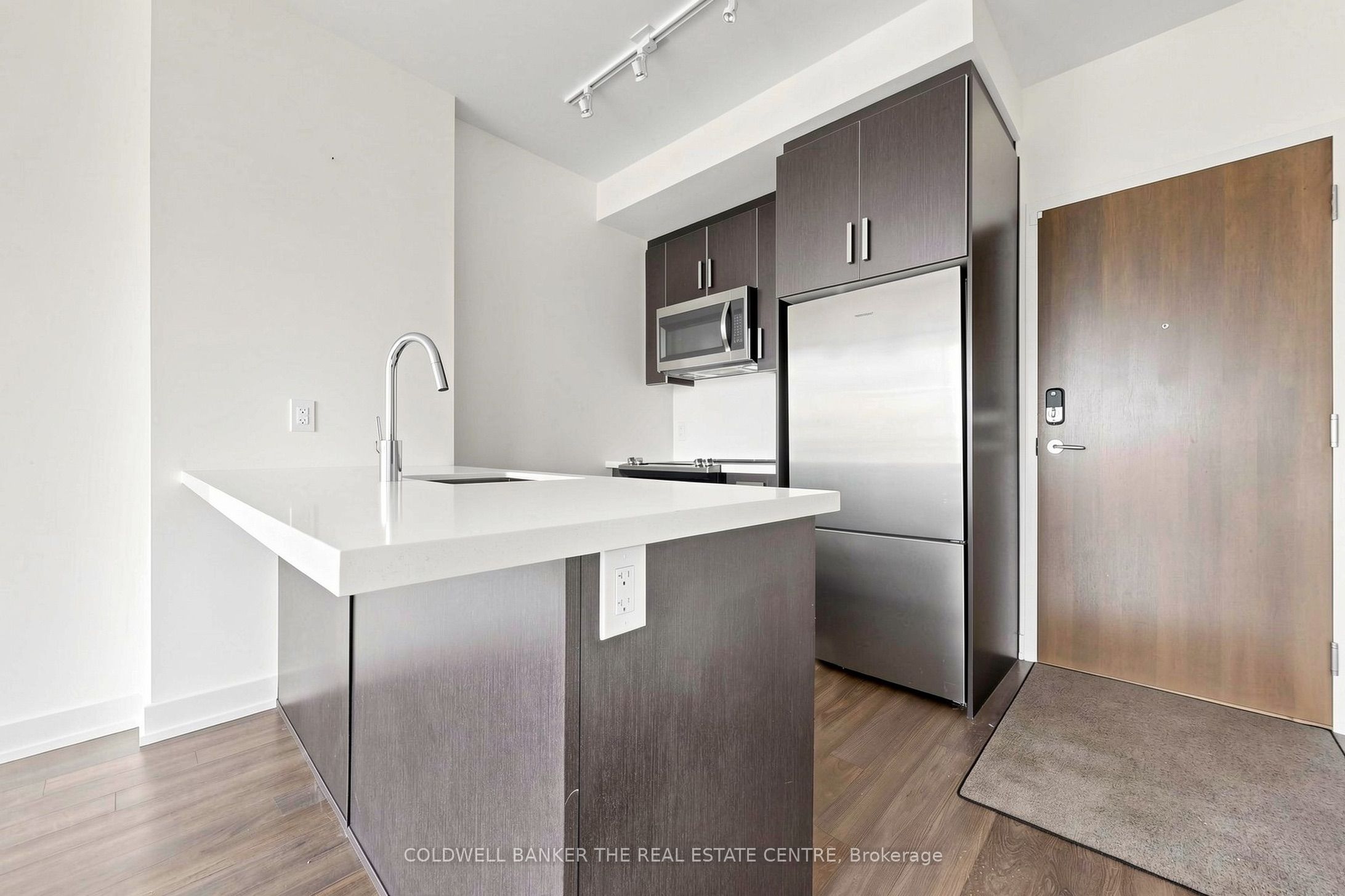 301 Sea Ray Avenue Unit #415 Property Photo 2