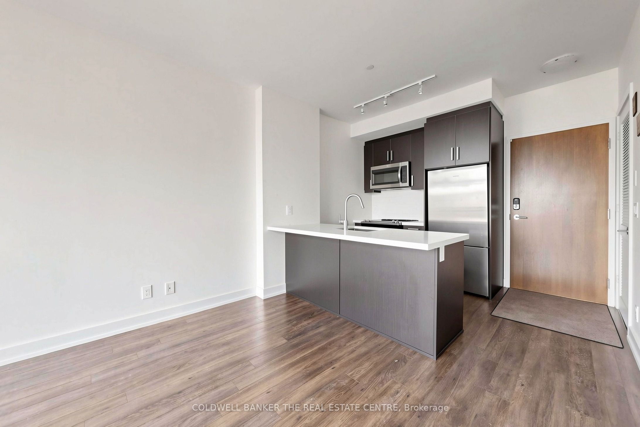 301 Sea Ray Avenue Unit #415 Property Photo 3