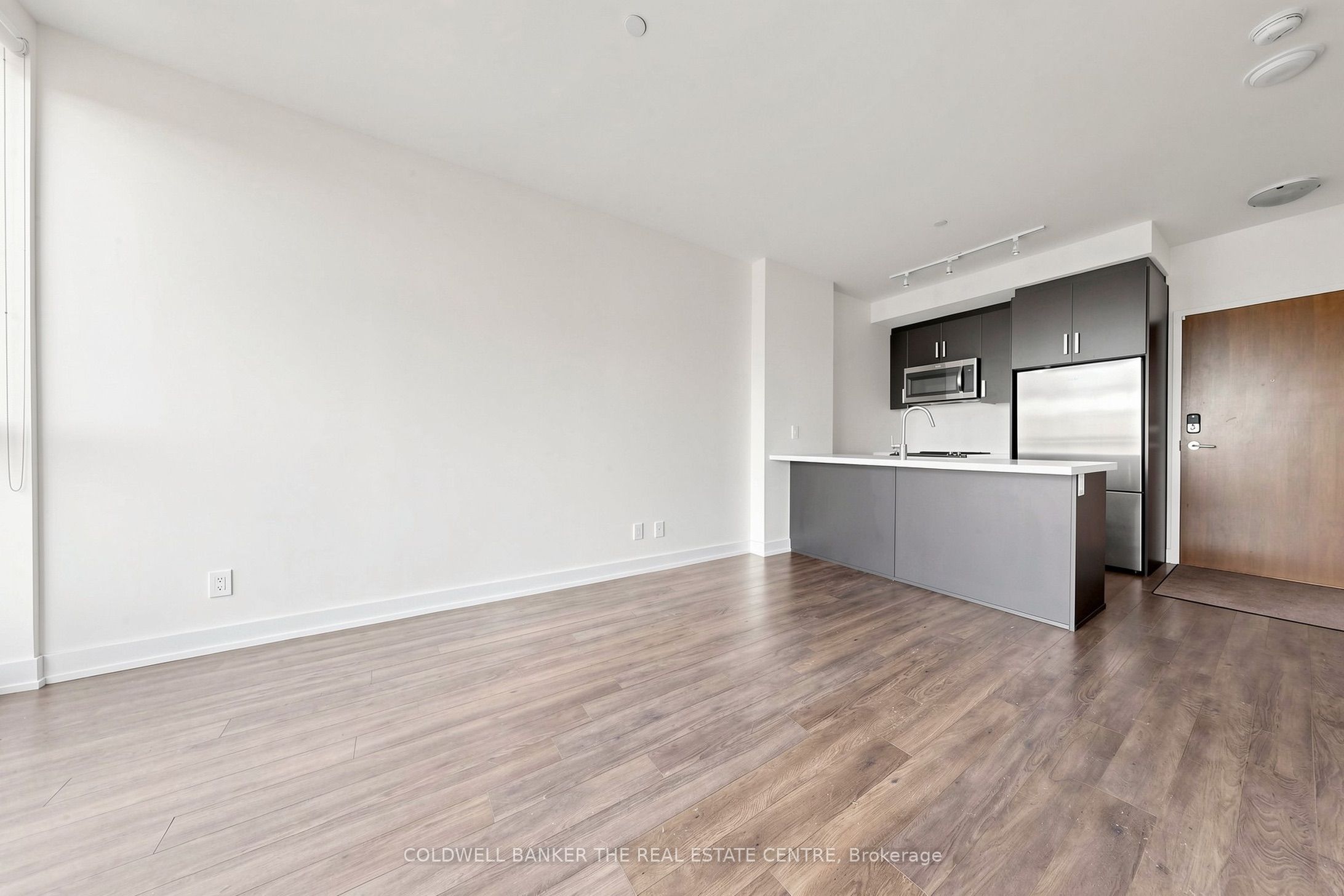 301 Sea Ray Avenue Unit #415 Property Photo 4