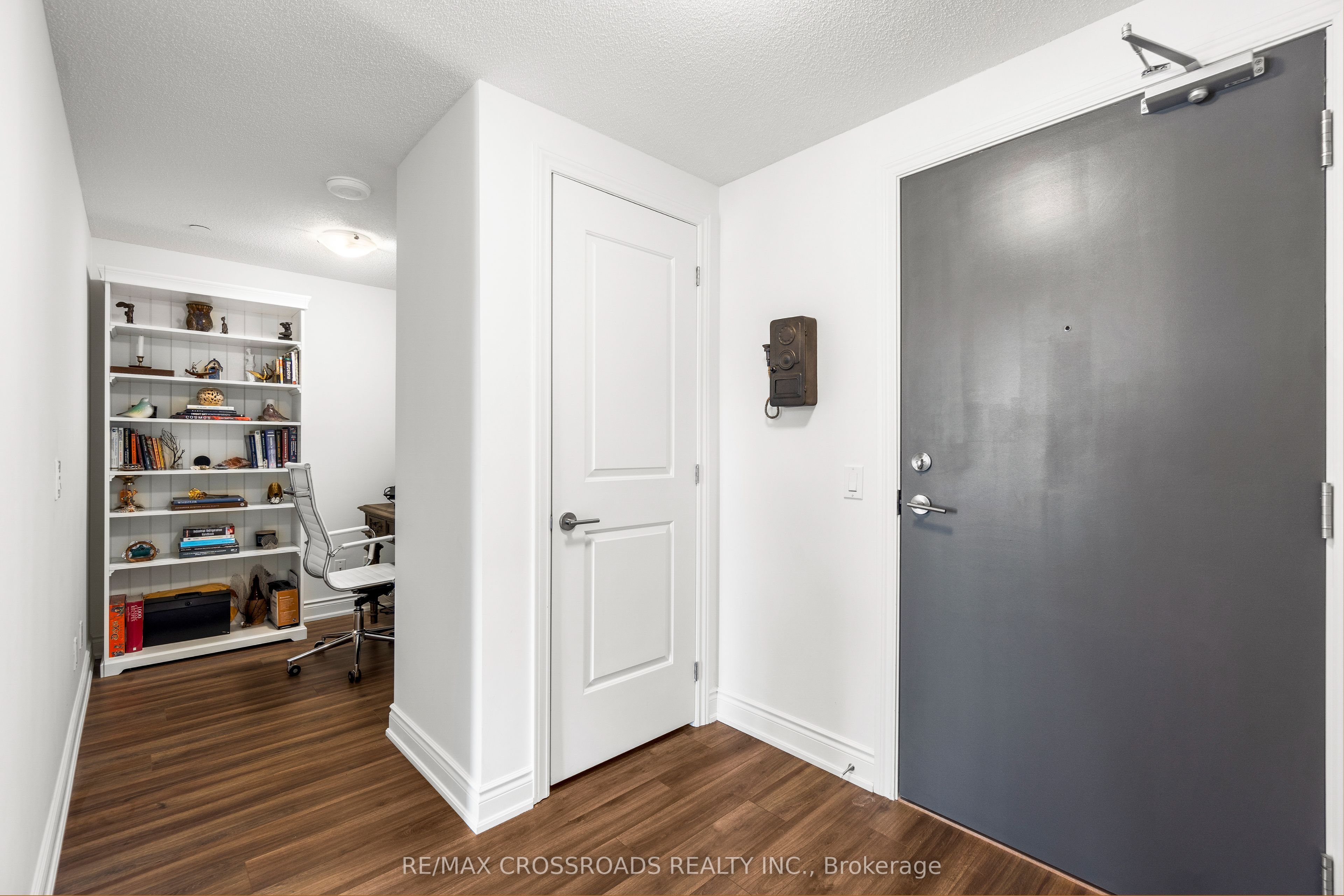 9618 Yonge Street Th102 Property Photo 5