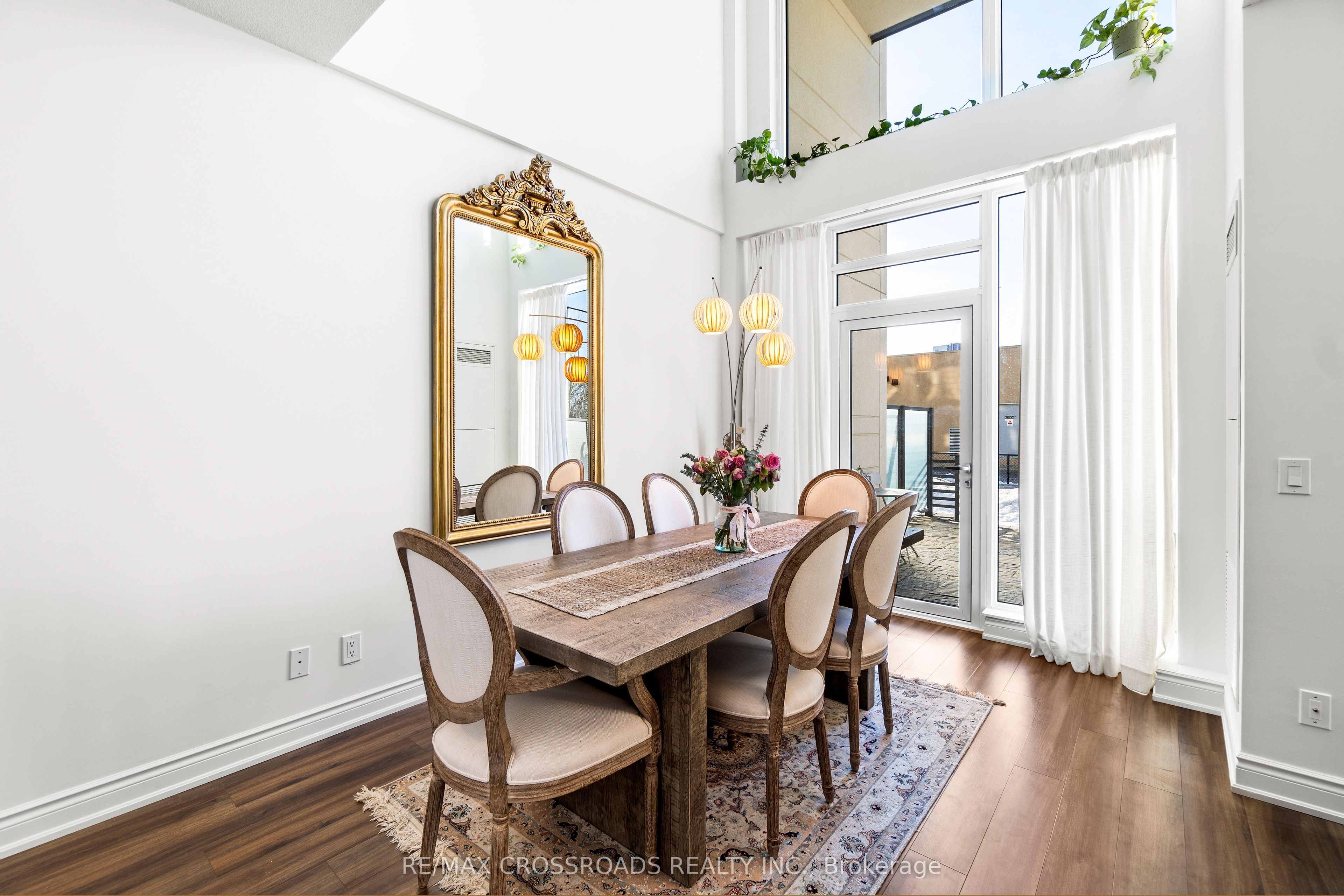 9618 Yonge Street Th102 Property Photo 15
