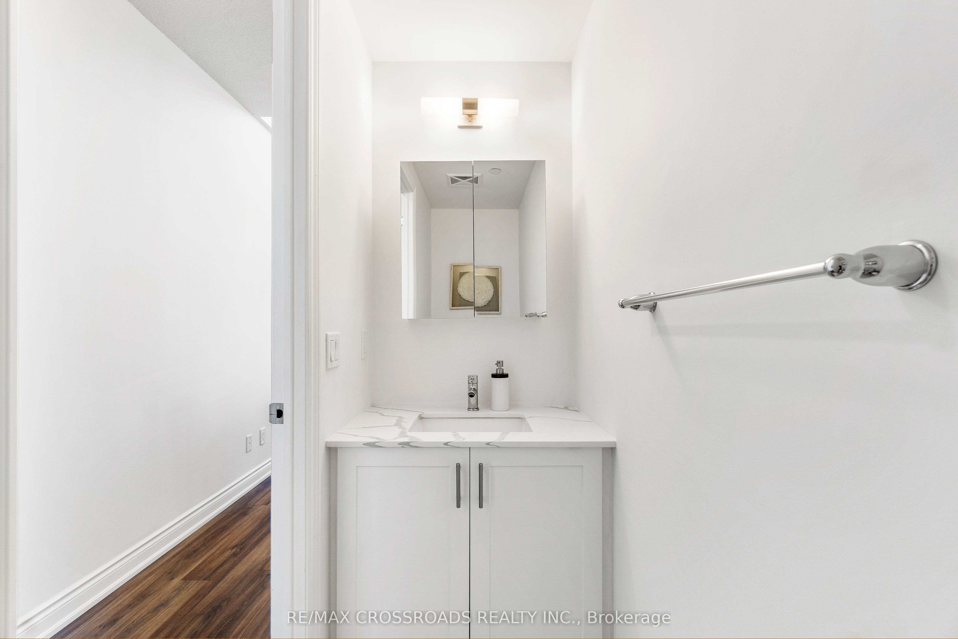 9618 Yonge Street Th102 Property Photo 20