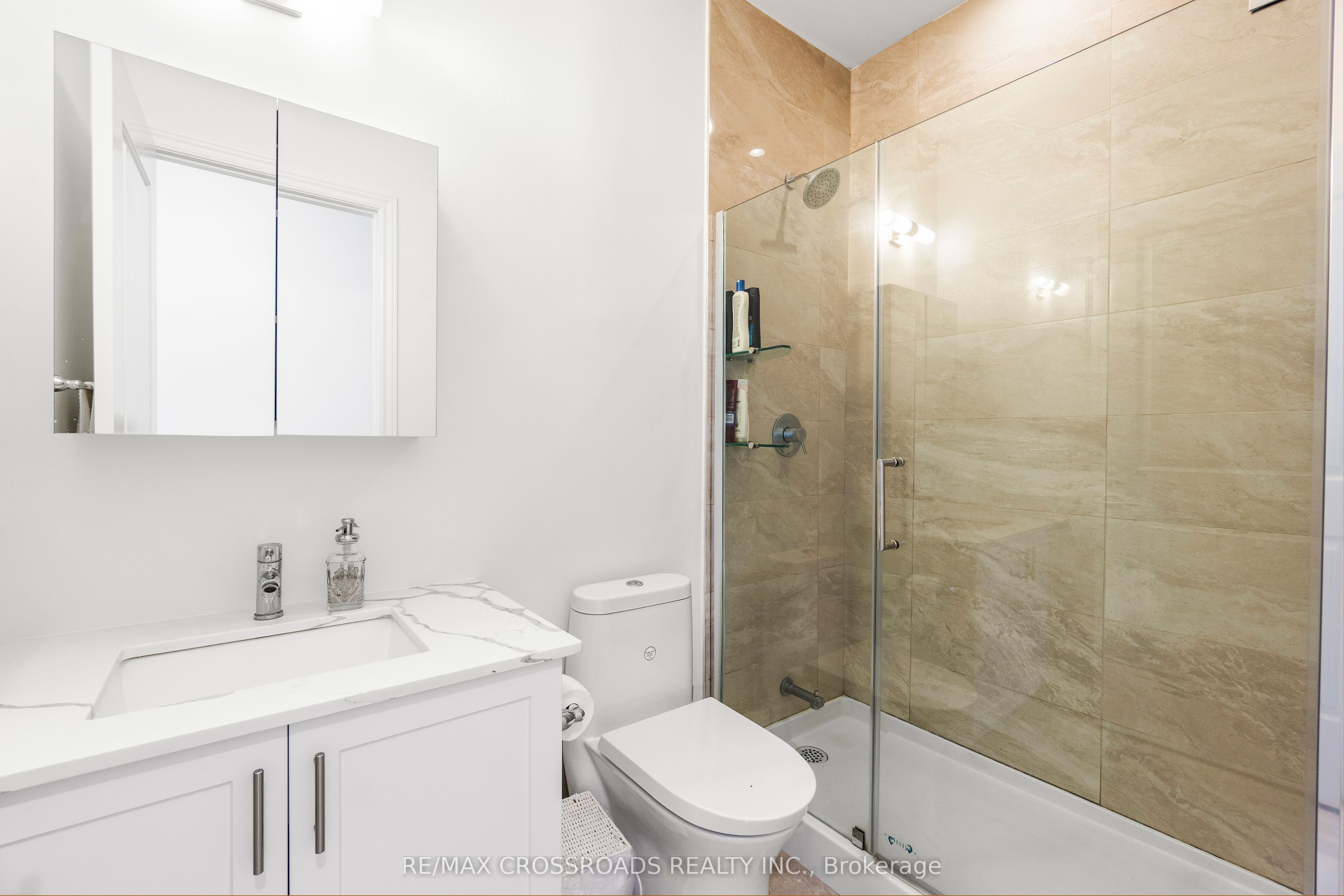 9618 Yonge Street Th102 Property Photo 25