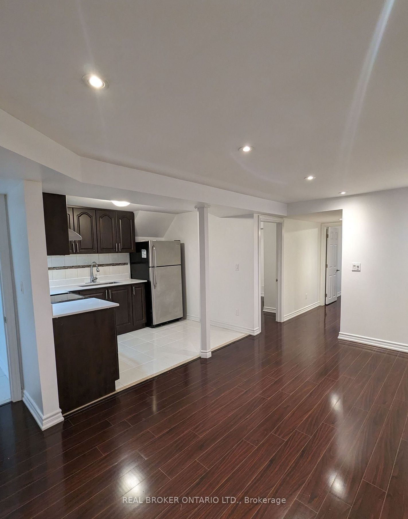 104 Randall Avenue Bsmt Property Photo 8
