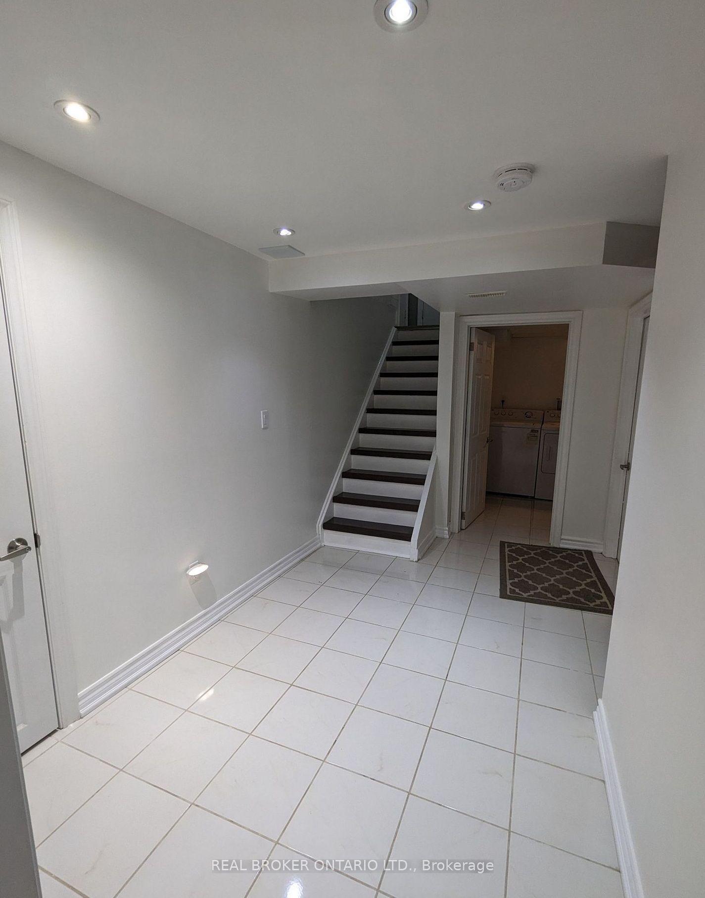 104 Randall Avenue Bsmt Property Photo 15