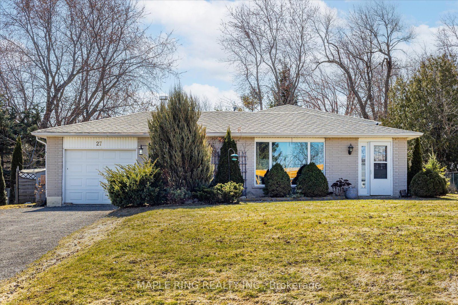 27 Jamieson Drive Property Photo 1