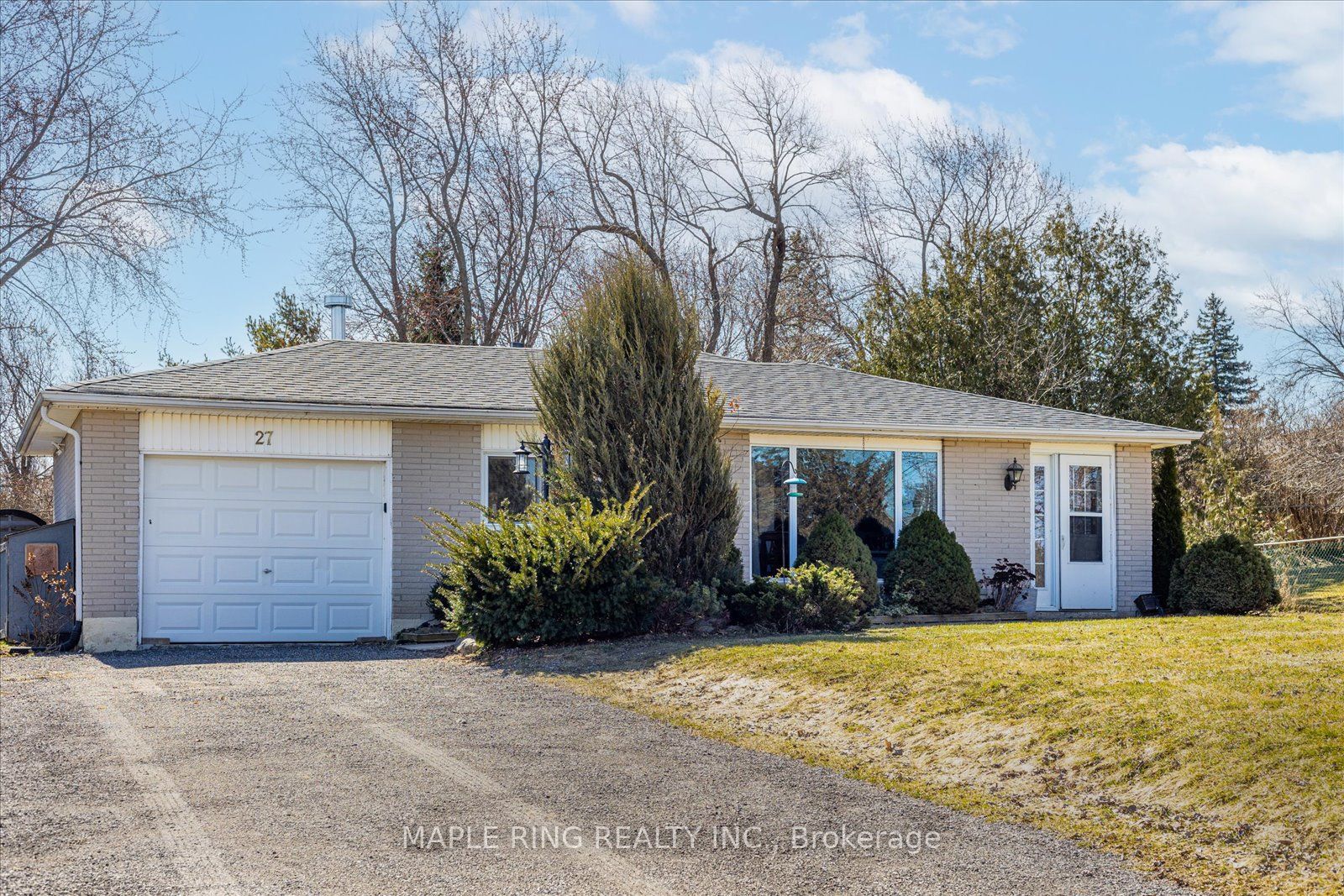 27 Jamieson Drive Property Photo 3