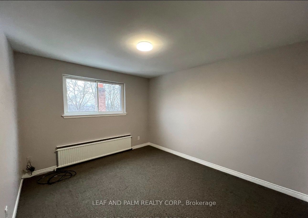 370 Penn Avenue Property Photo 8