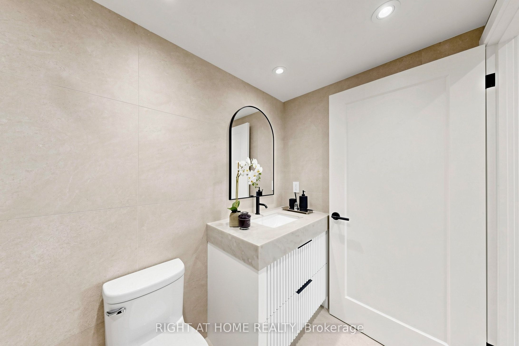 7 Townsgate Drive 1506 Property Photo 38