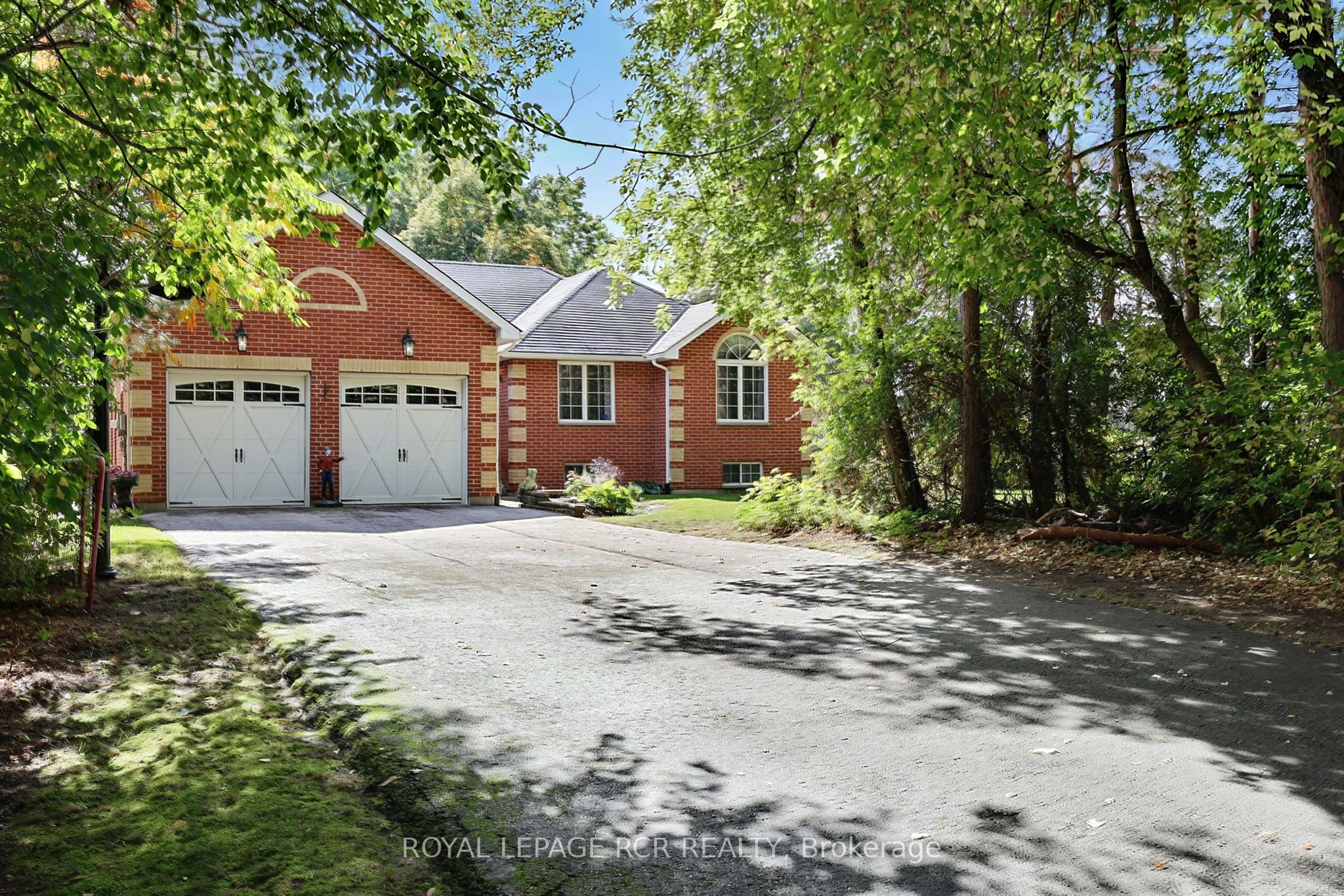 11 Fisher Drive Property Photo 1