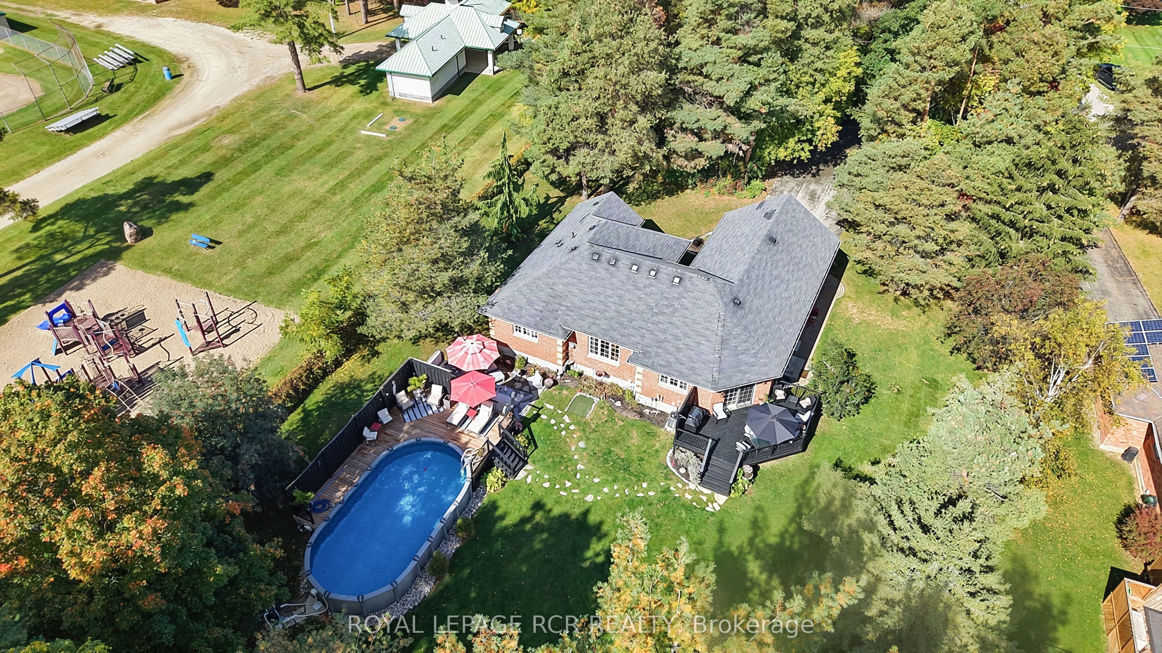 11 Fisher Drive Property Photo 3