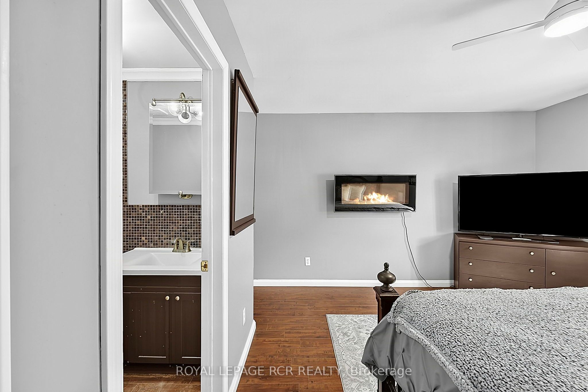 11 Fisher Drive Property Photo 19