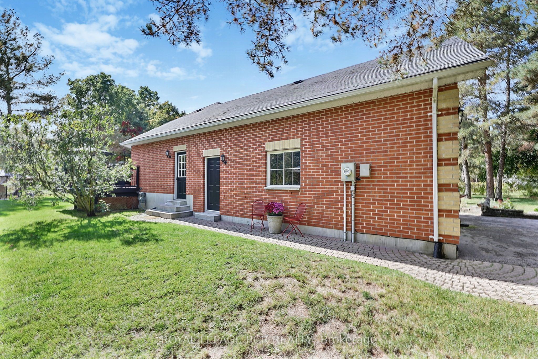 11 Fisher Drive Property Photo 33