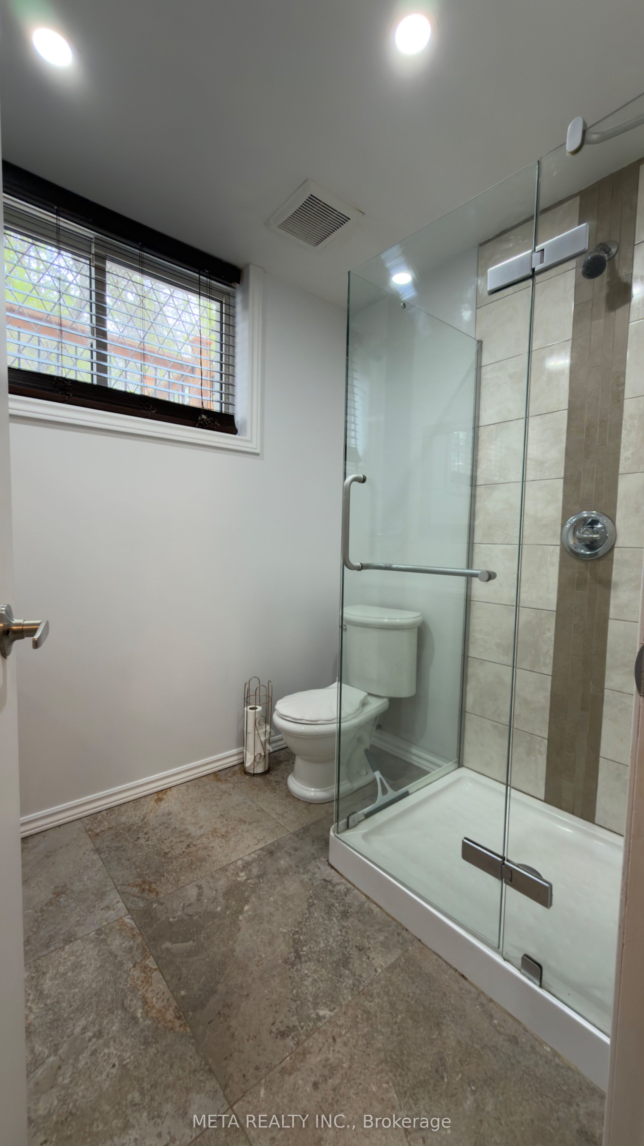5653 7th Line Property Photo 35