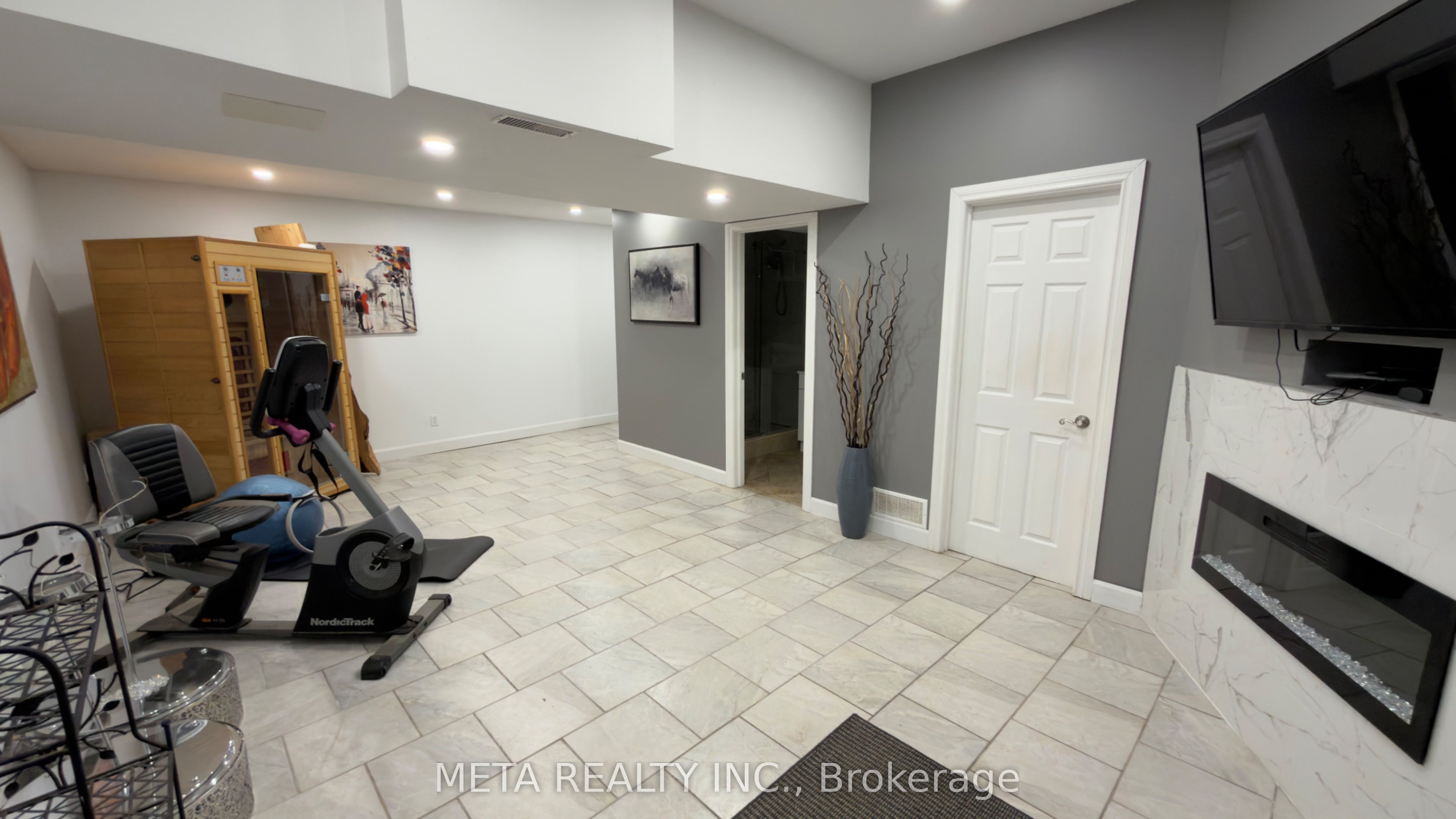 5653 7th Line Property Photo 39