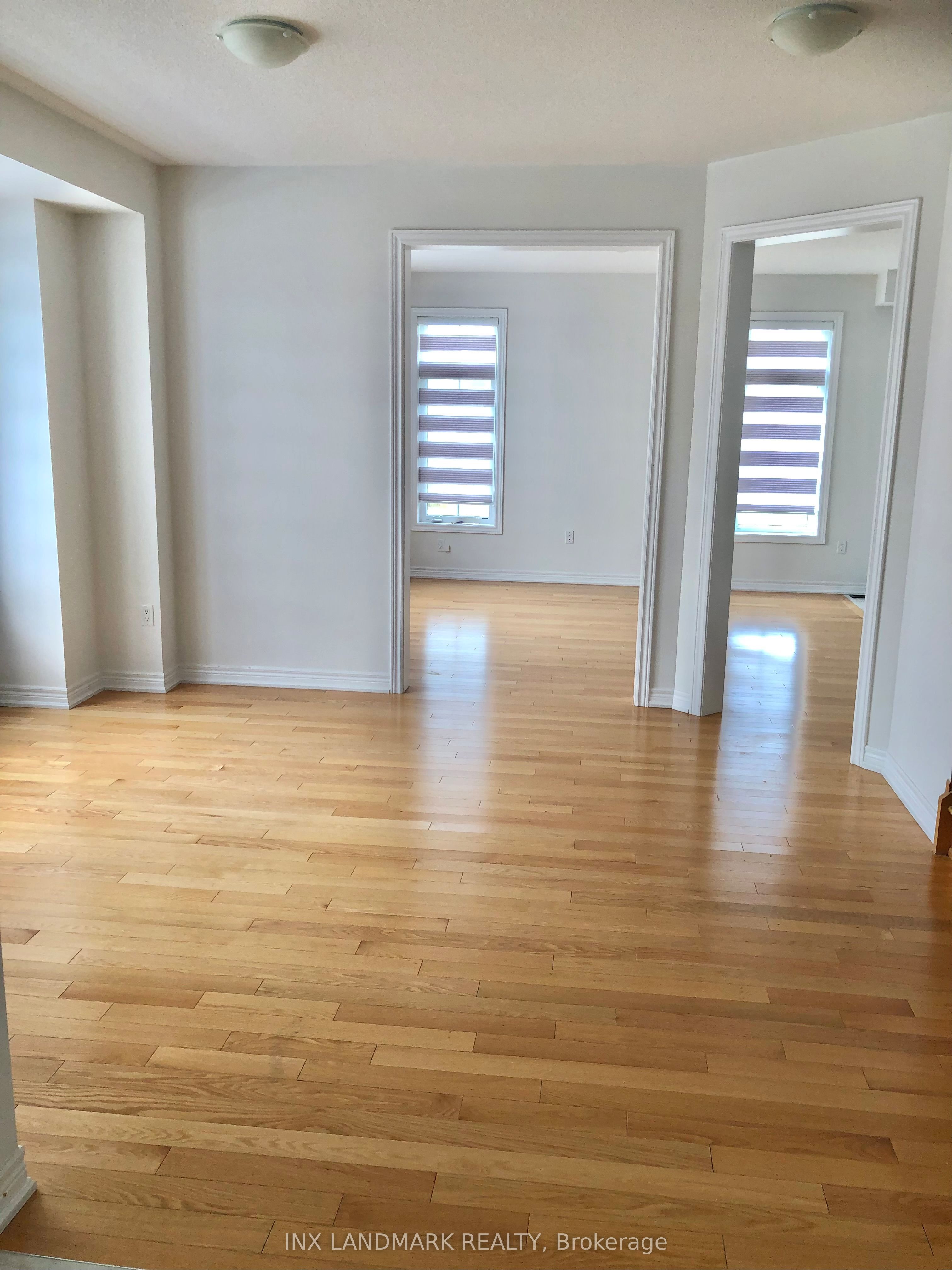 982 Barton Way Property Photo 2
