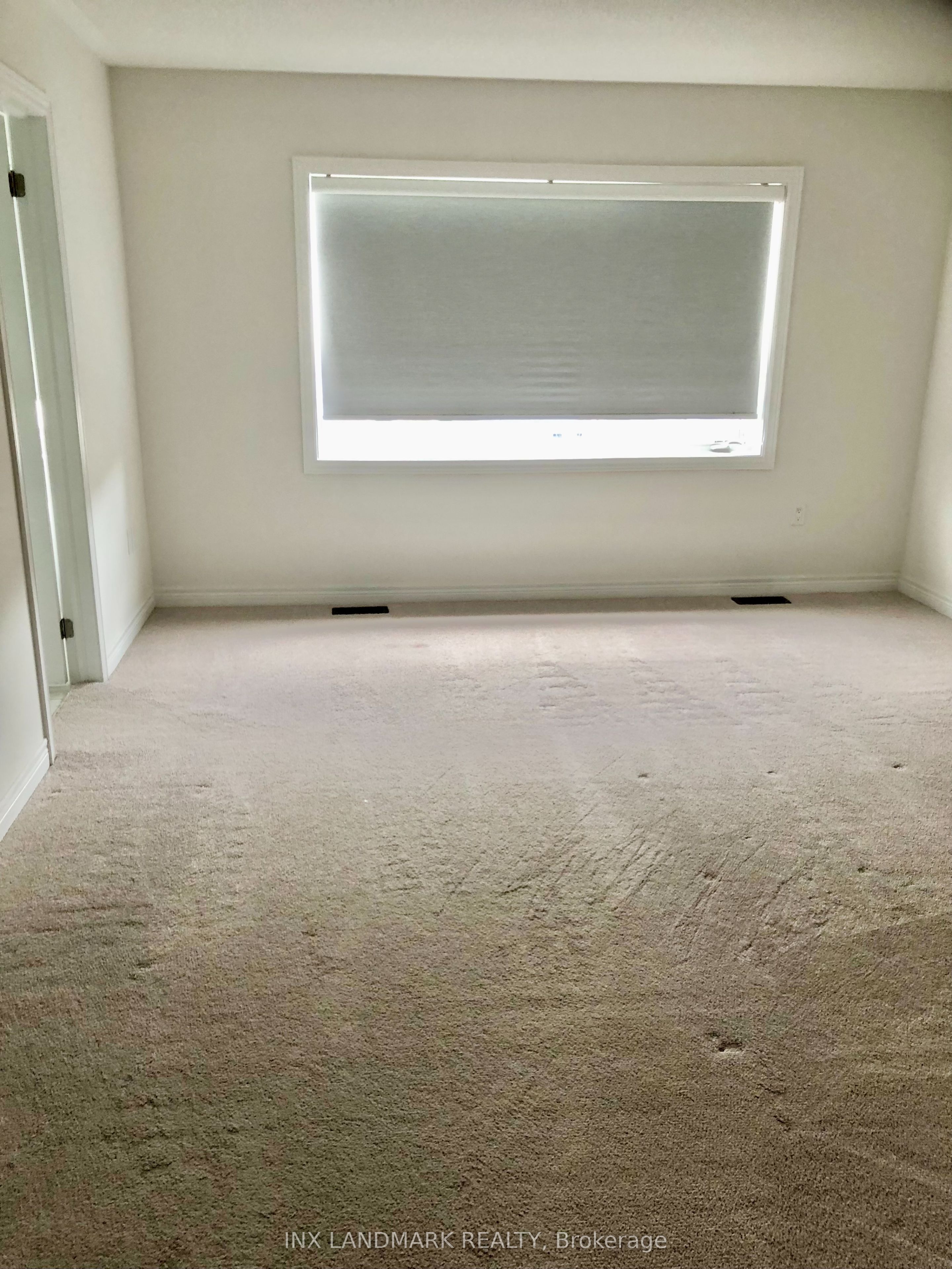 982 Barton Way Property Photo 10
