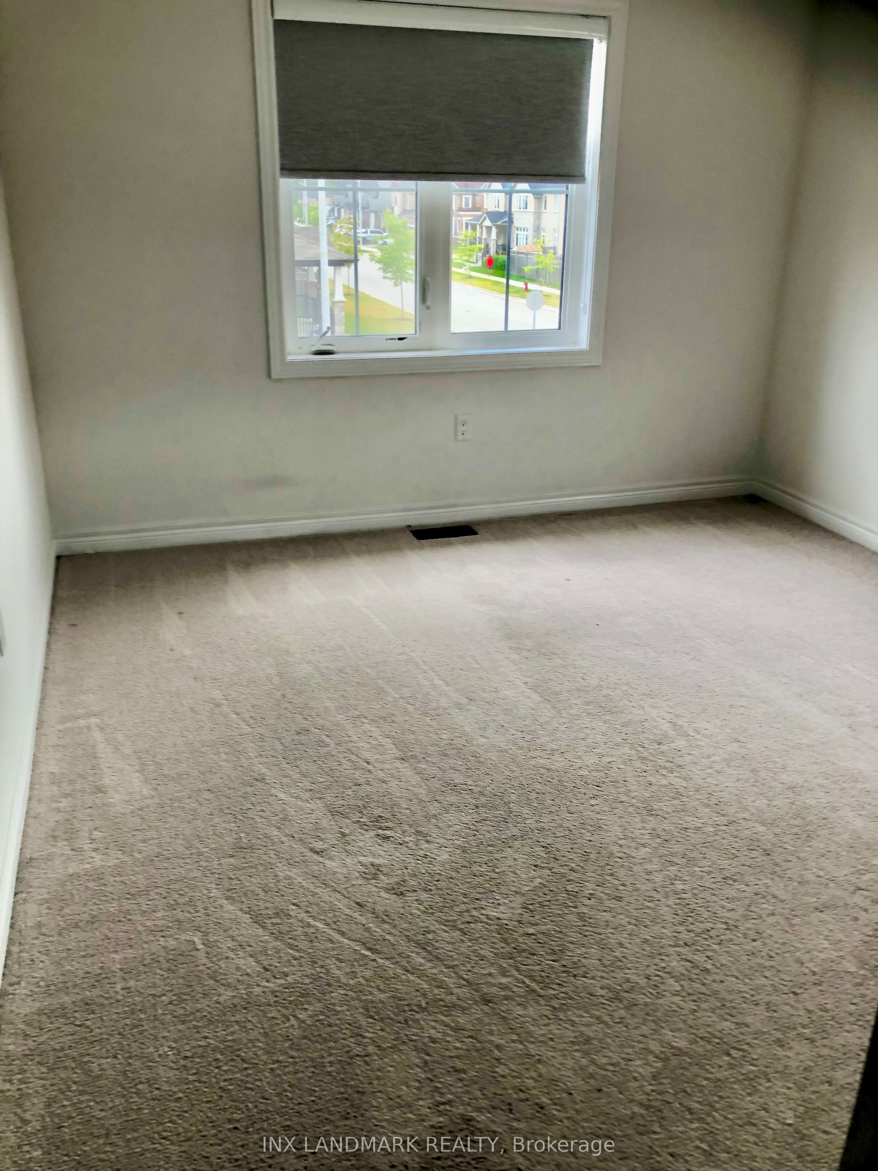 982 Barton Way Property Photo 14