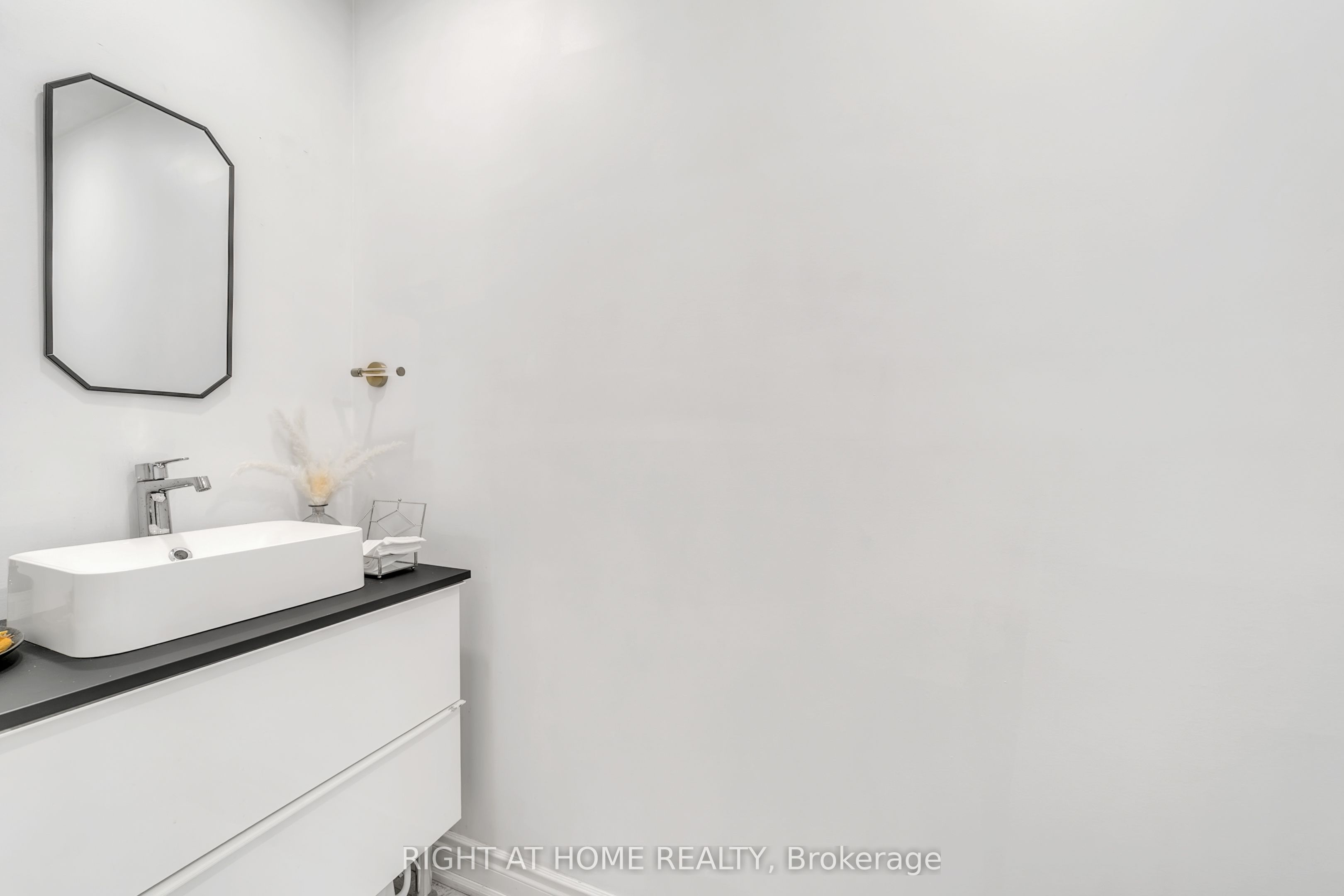22 Hamilton Drive Property Photo 12