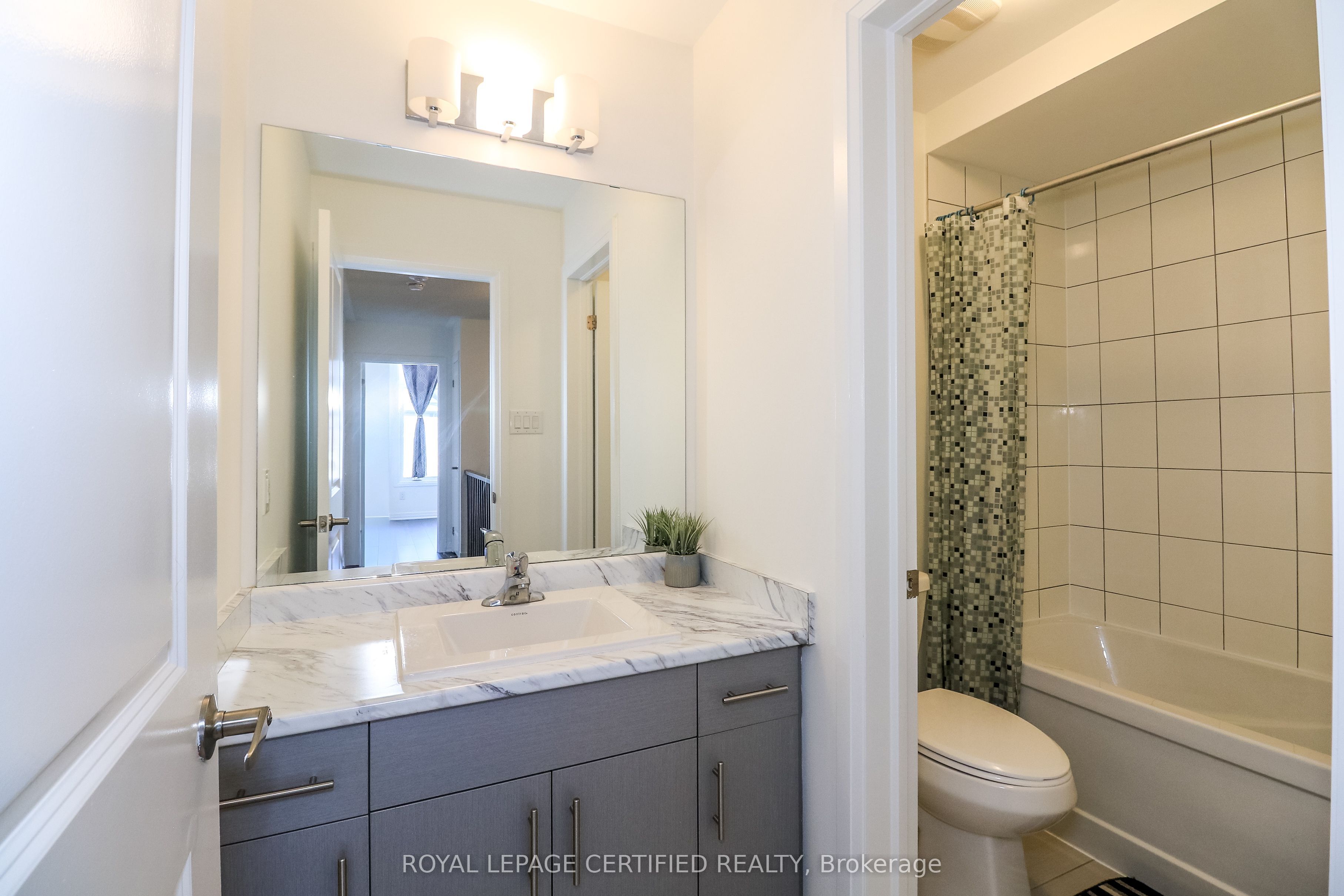 5 Hughes Lane Property Photo 19