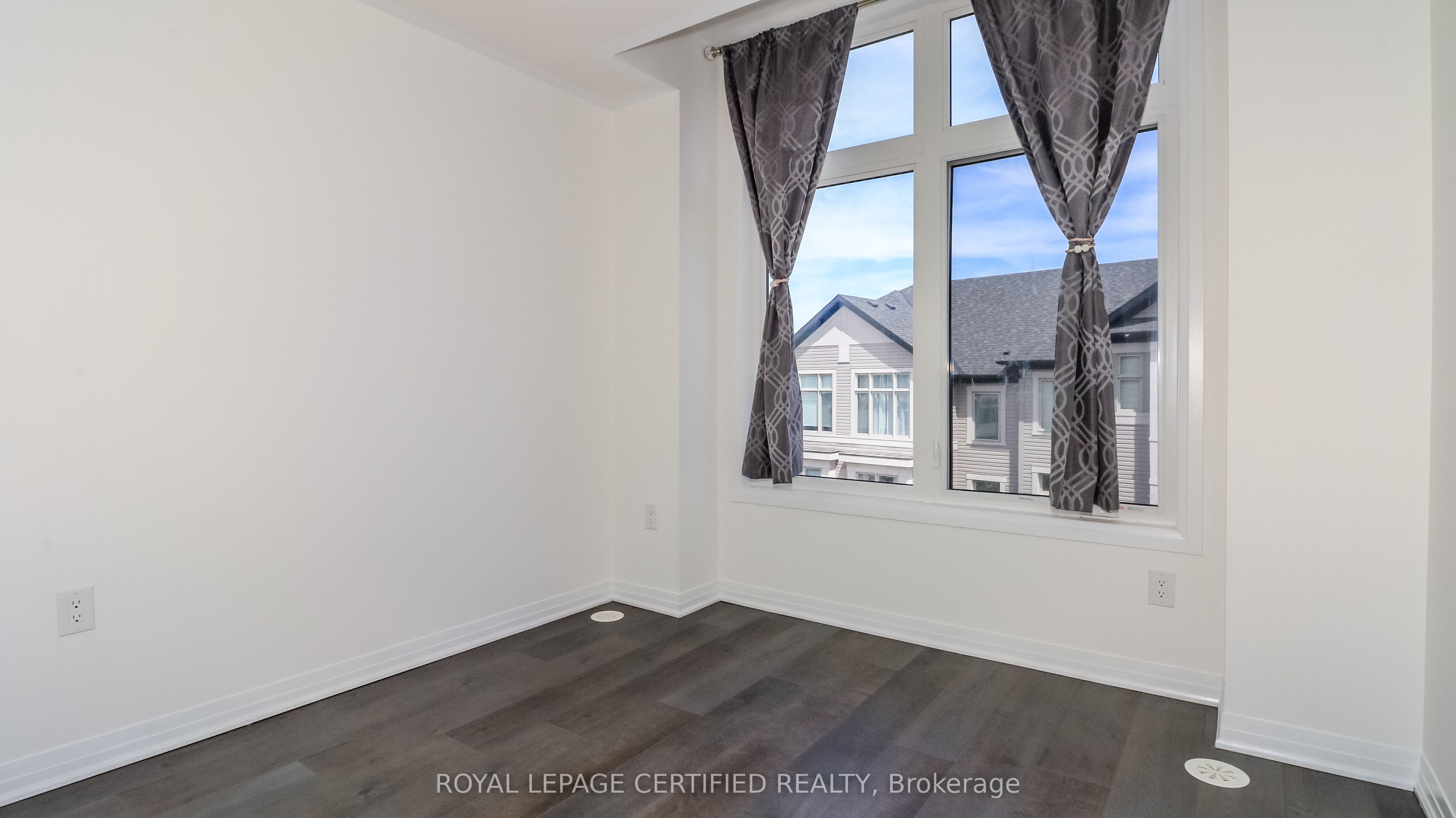 5 Hughes Lane Property Photo 24