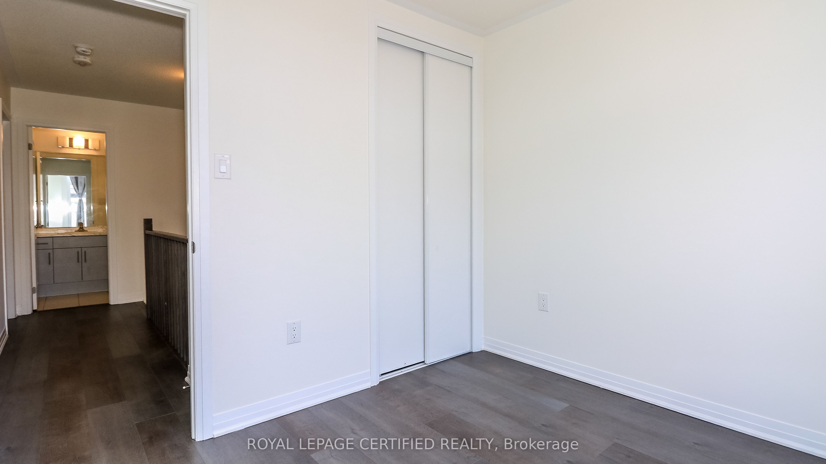 5 Hughes Lane Property Photo 25