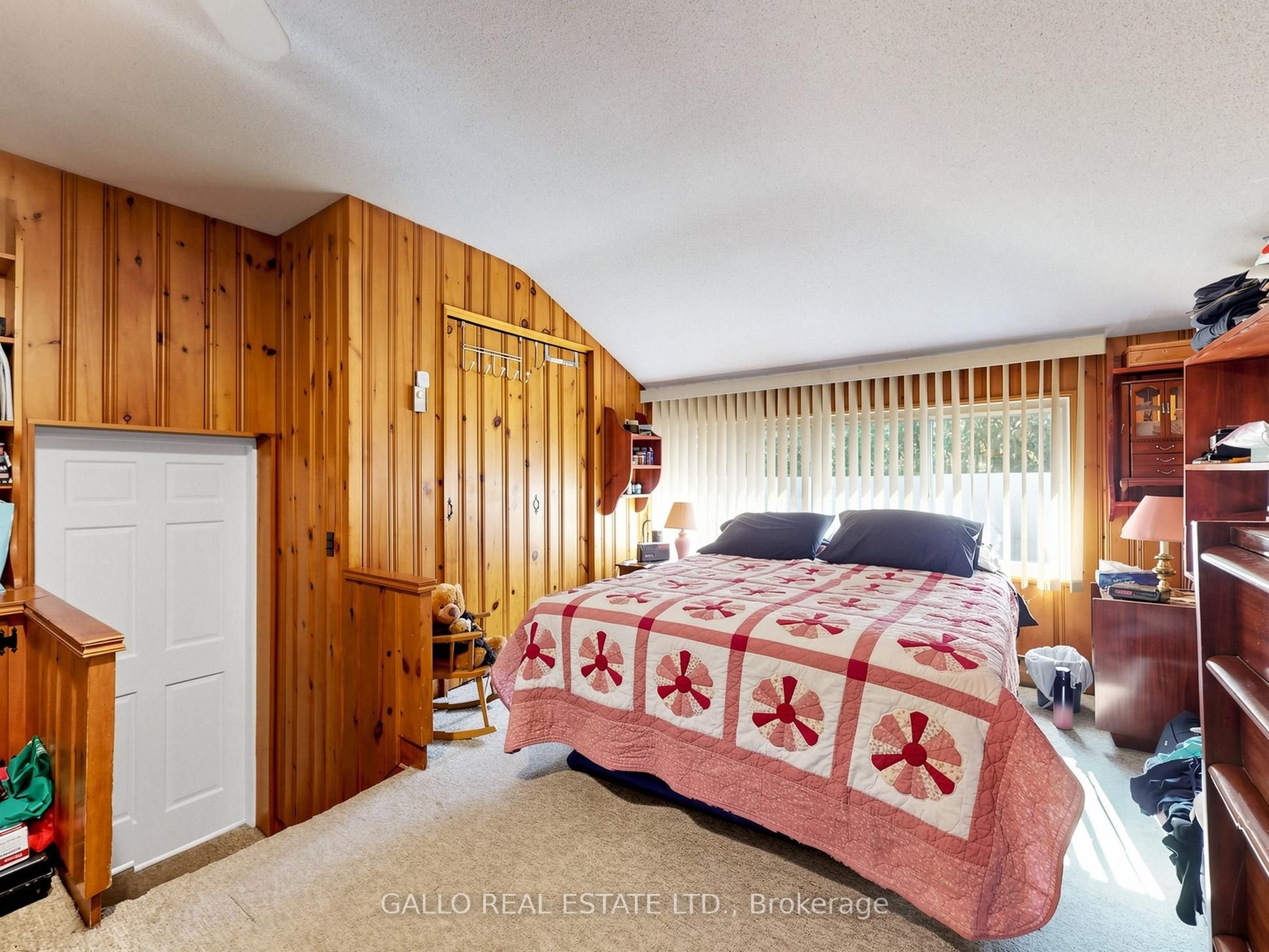 340 Boyer Street Property Photo 11