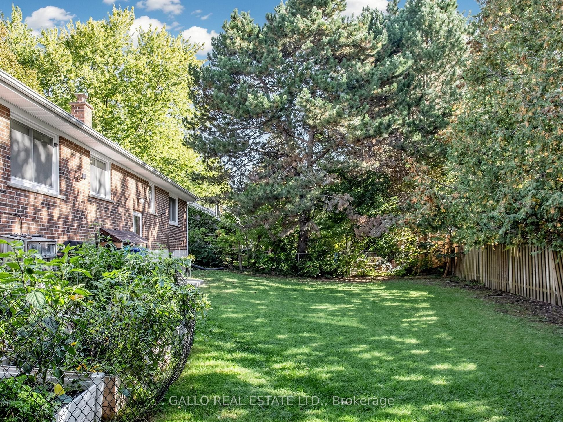 340 Boyer Street Property Photo 21