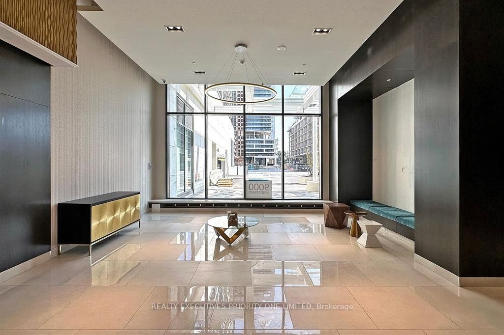 9000 Jane Street 2018 Property Photo 14