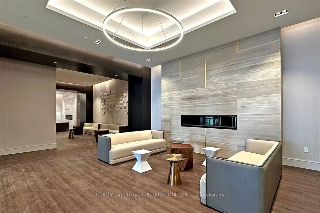 9000 Jane Street 2018 Property Photo 18