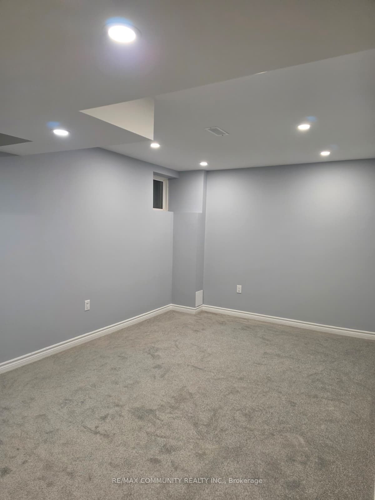 63 English Drive E Basement Property Photo 7