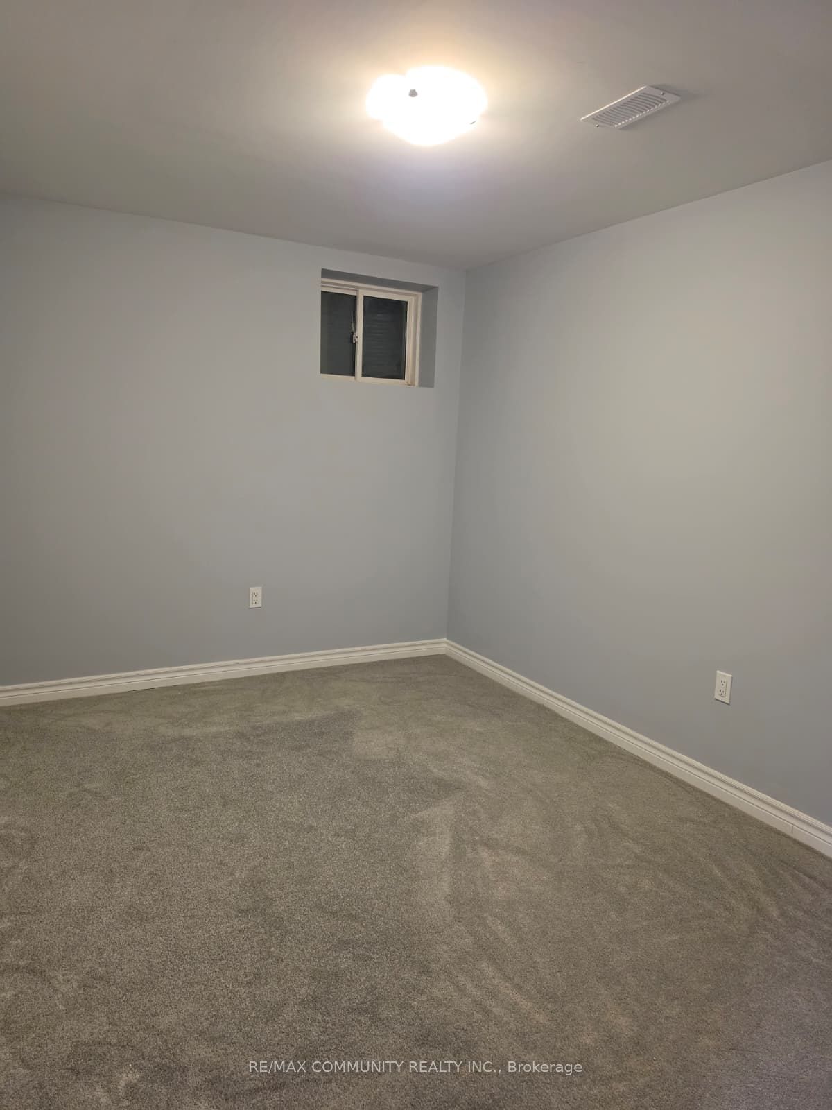 63 English Drive E Basement Property Photo 9