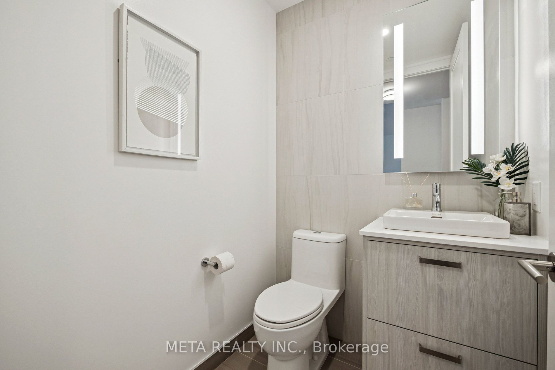 399 Royal Orchard Boulevard 315 Property Photo 11