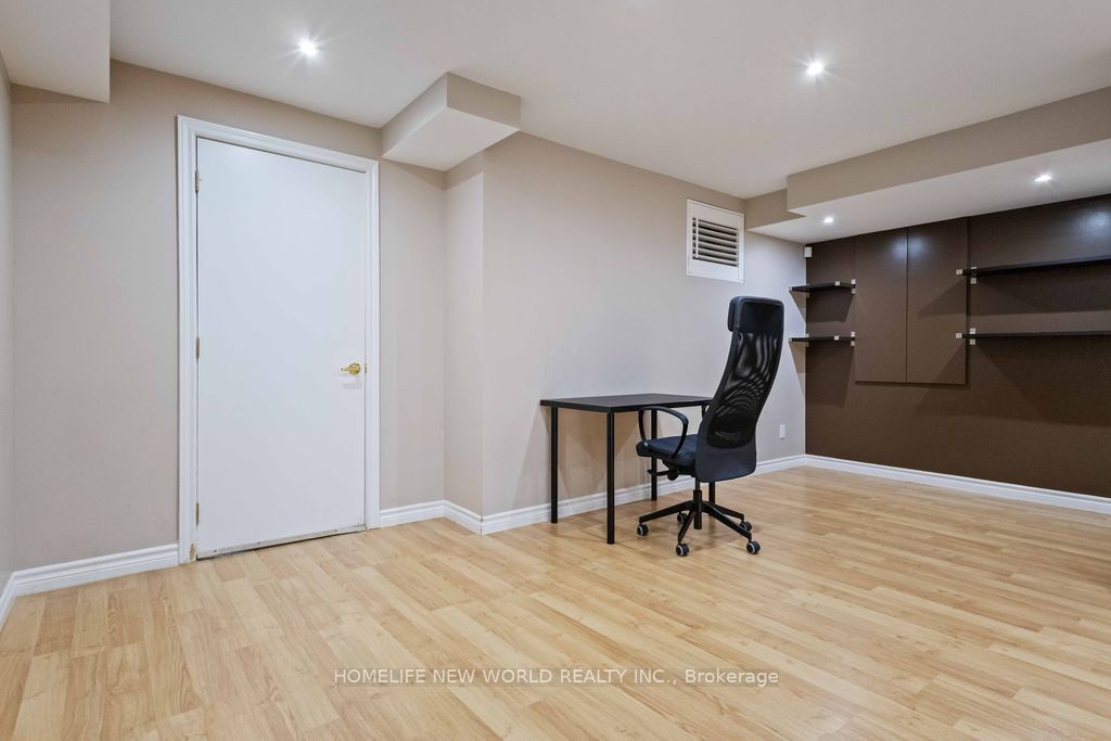 332 Williamson Road Property Photo 26