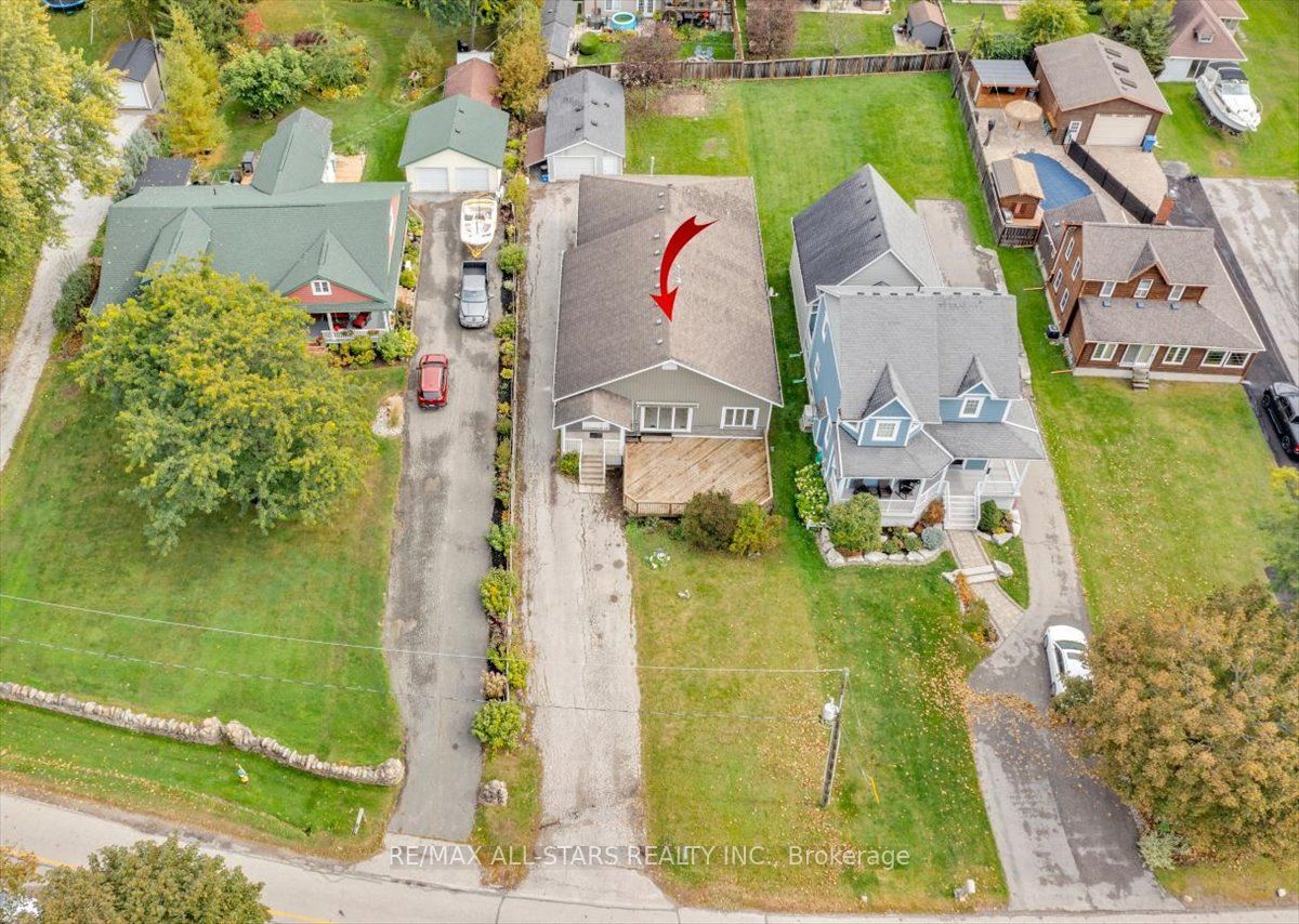 369 Lake Drive Property Photo 4