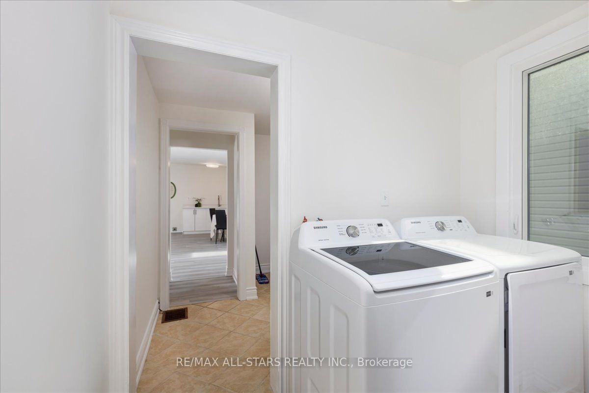 369 Lake Drive Property Photo 14
