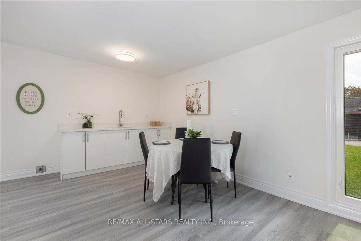 369 Lake Drive Property Photo 19