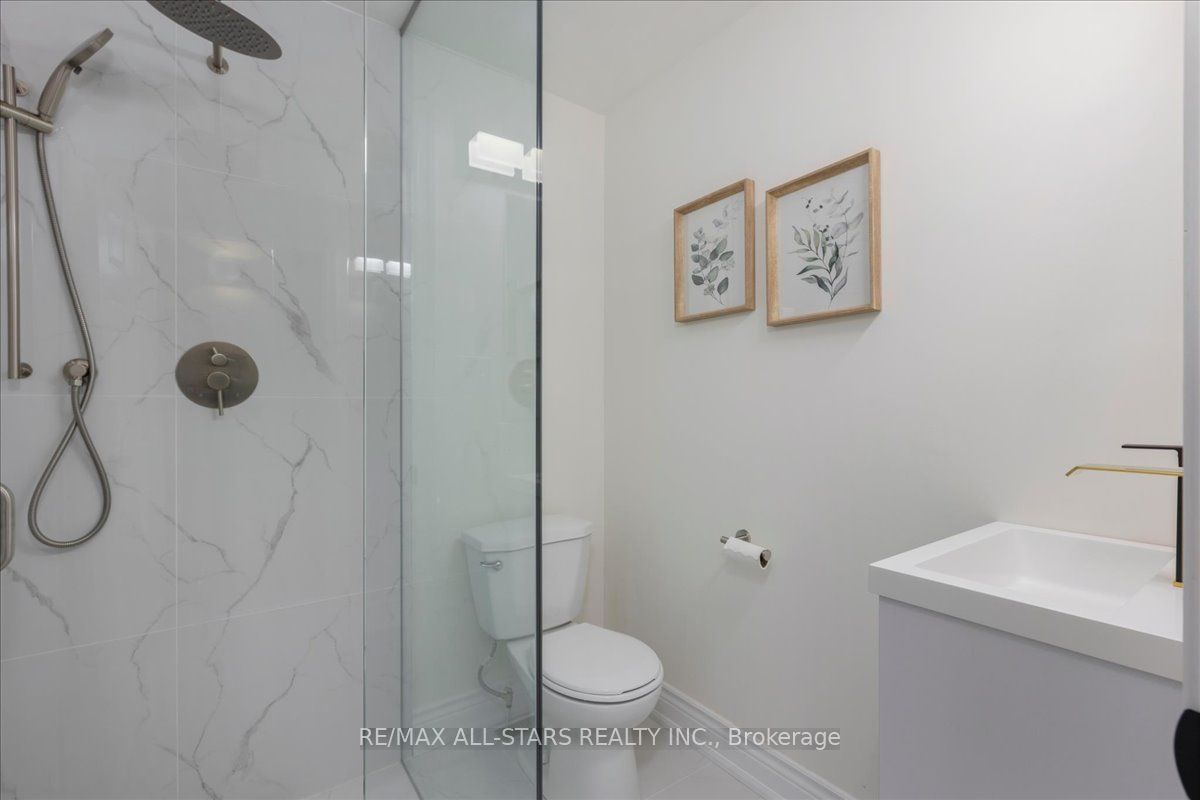 369 Lake Drive Property Photo 19