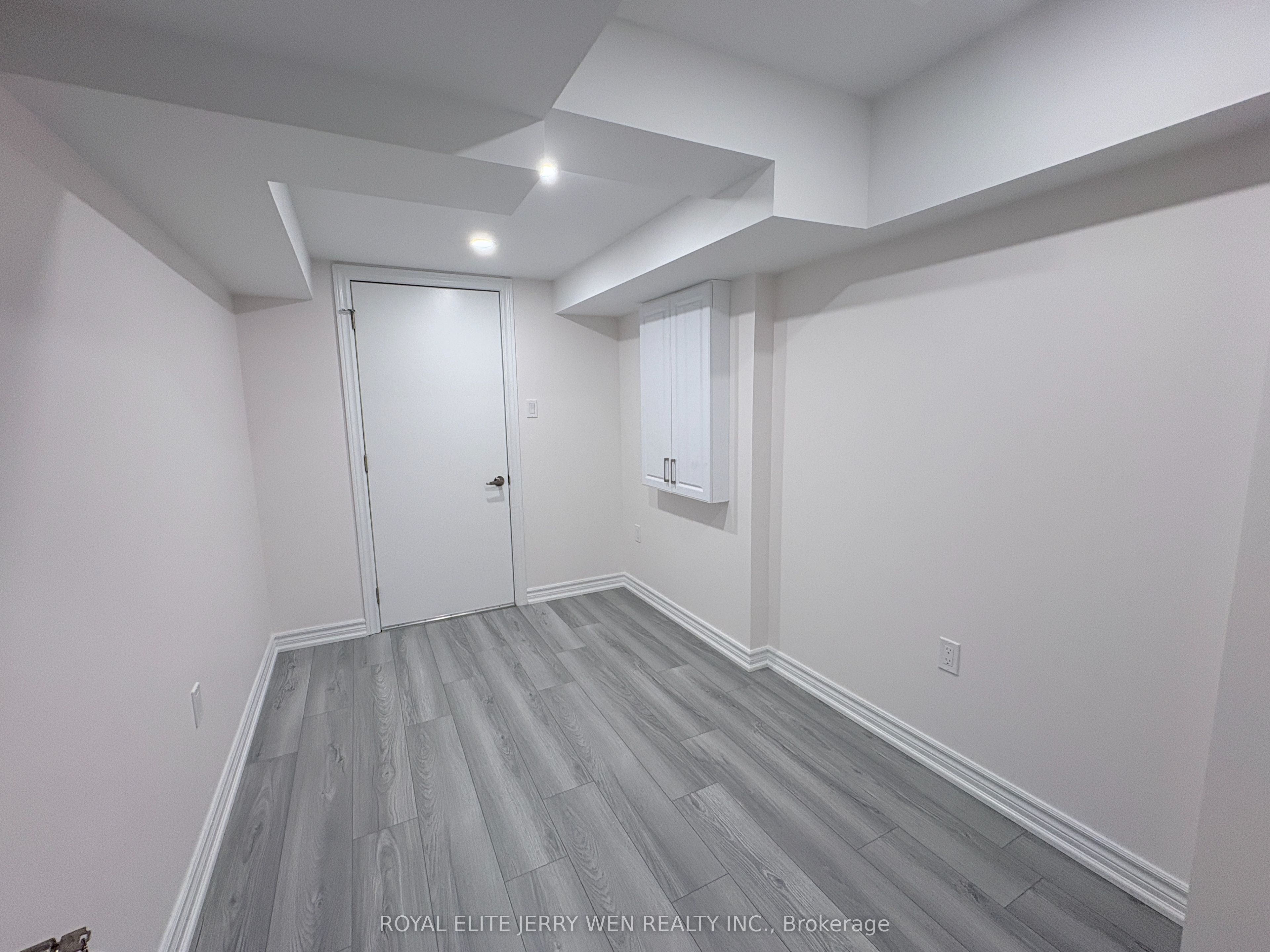 15 Collier Crescent Property Photo 17