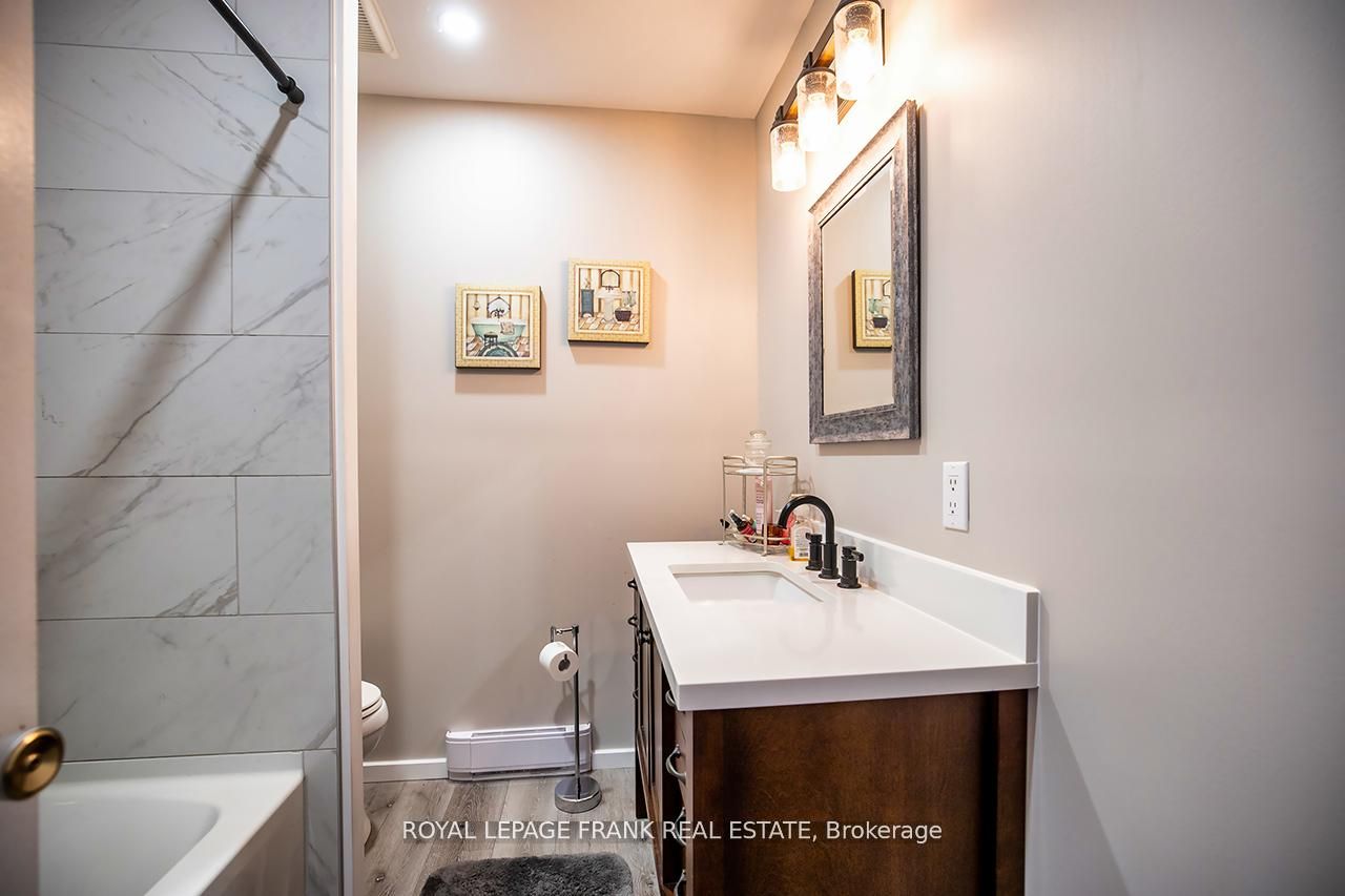 433 May Street 9 Property Photo 18
